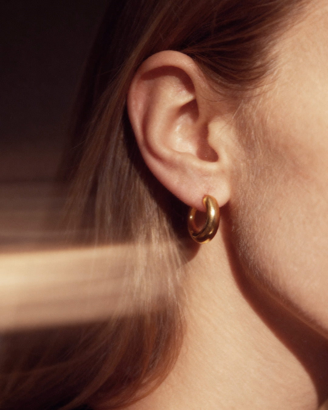 Nia Small Hoops | Forgyldt sølv