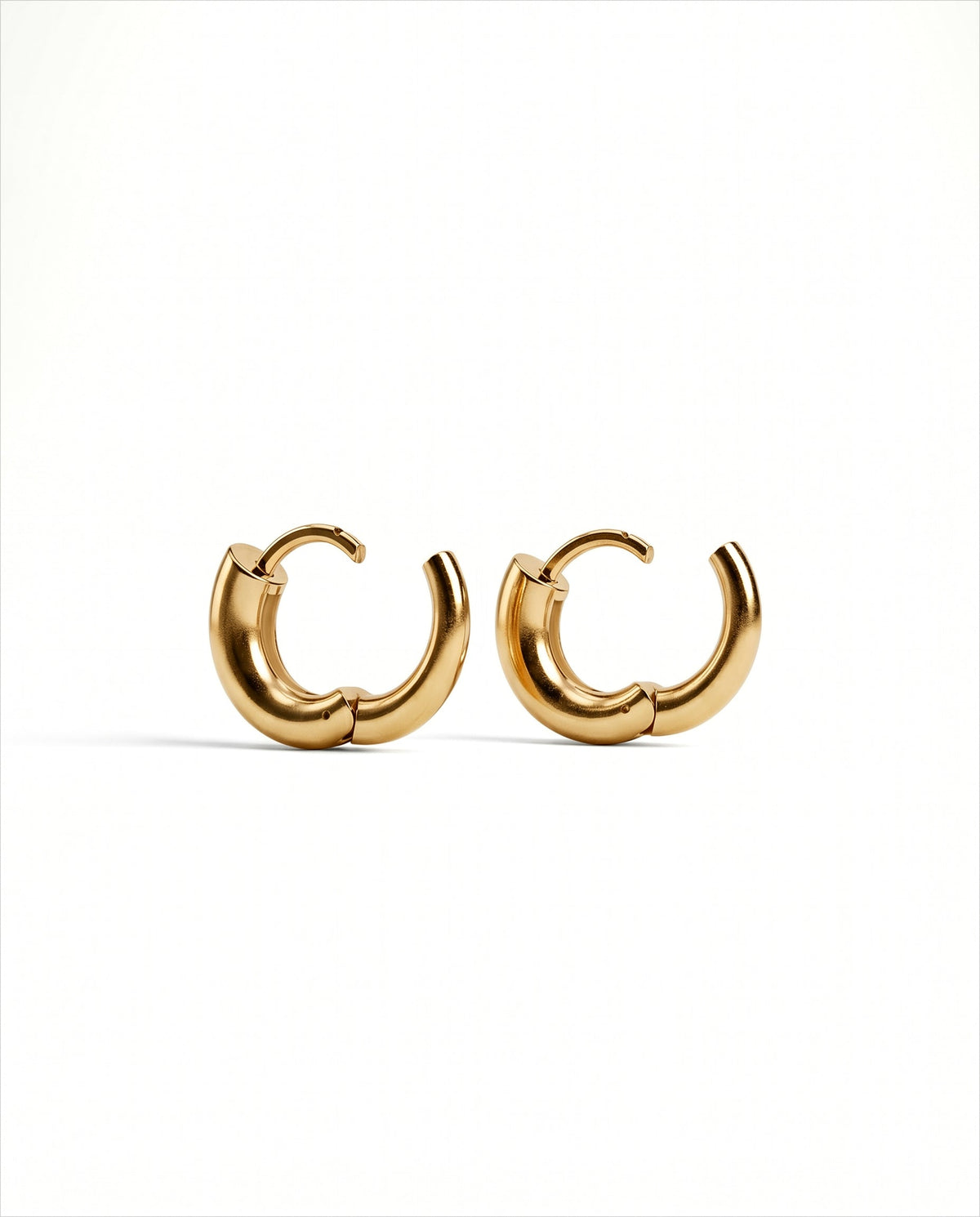 Nia Small Hoops | Forgyldt sølv