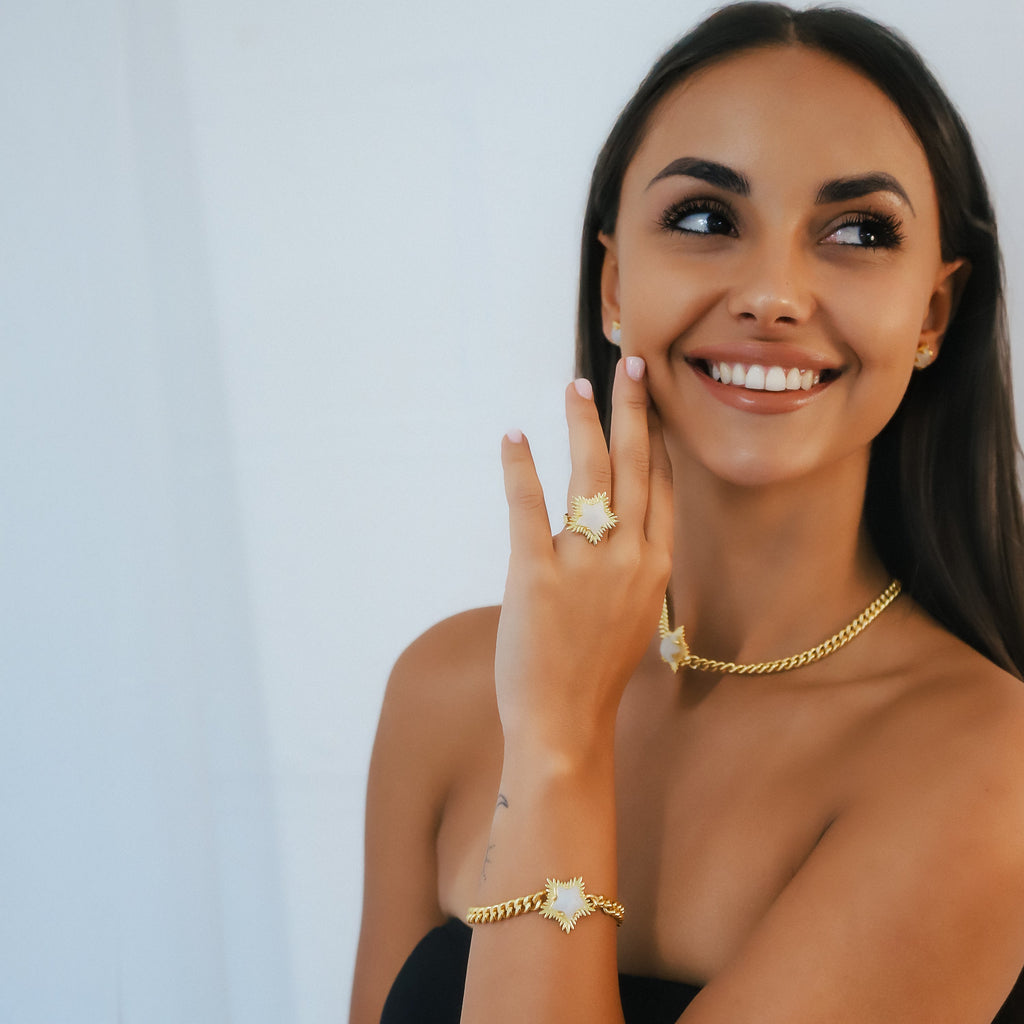 Willa Moonstone Spiky Star Bracelet | 18k Gold Plated