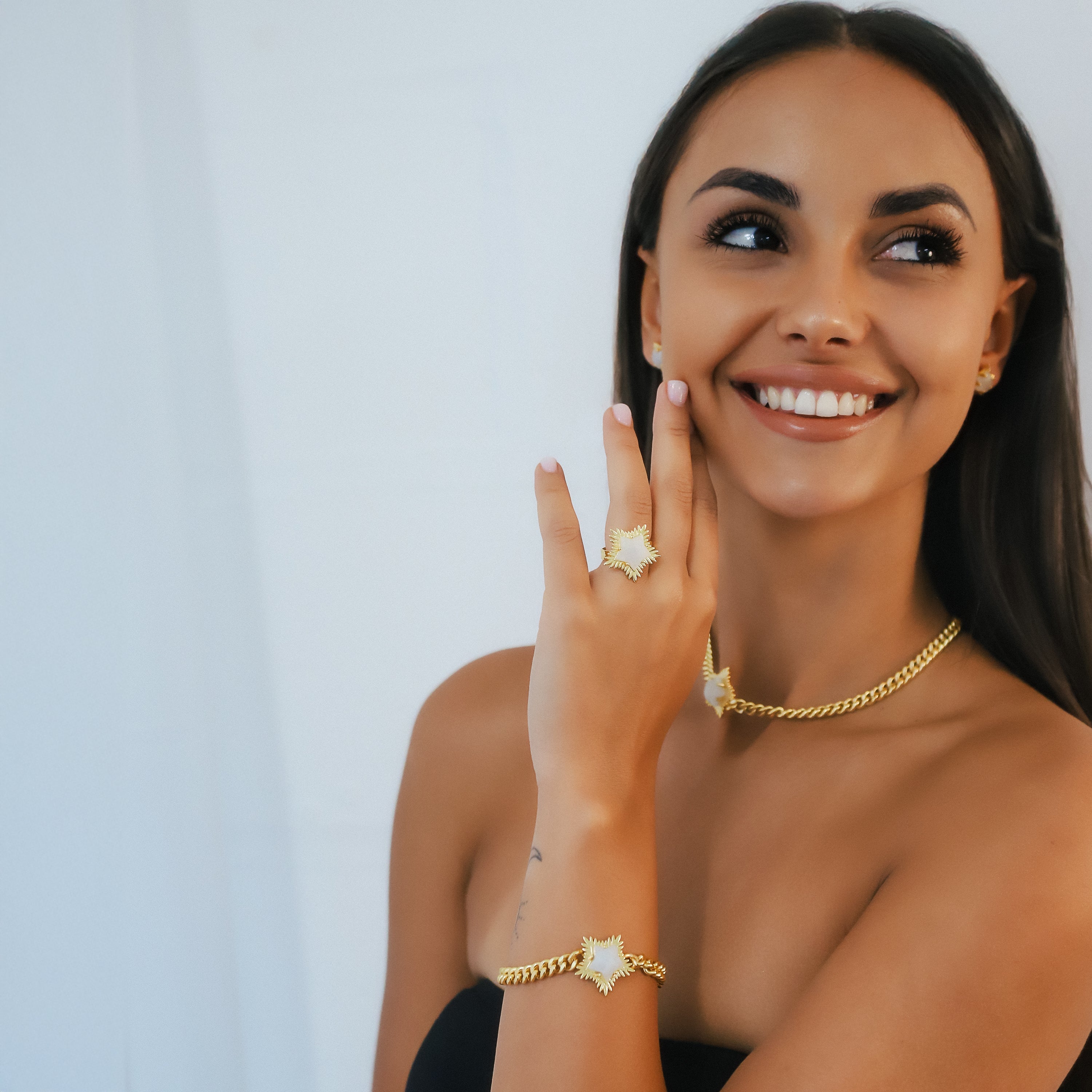 Willa Moonstone Spiky Star Bracelet | 18k Gold Plated