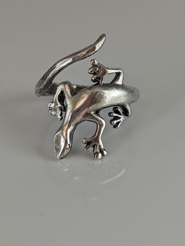 Silver Steed Lizard Ring