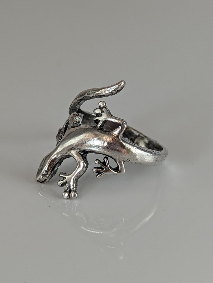 Silver Steed Lizard Ring