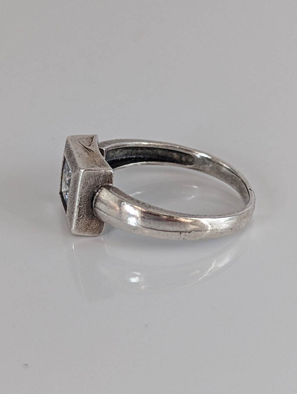 Silver Steed Silver Zirconia Square Ring