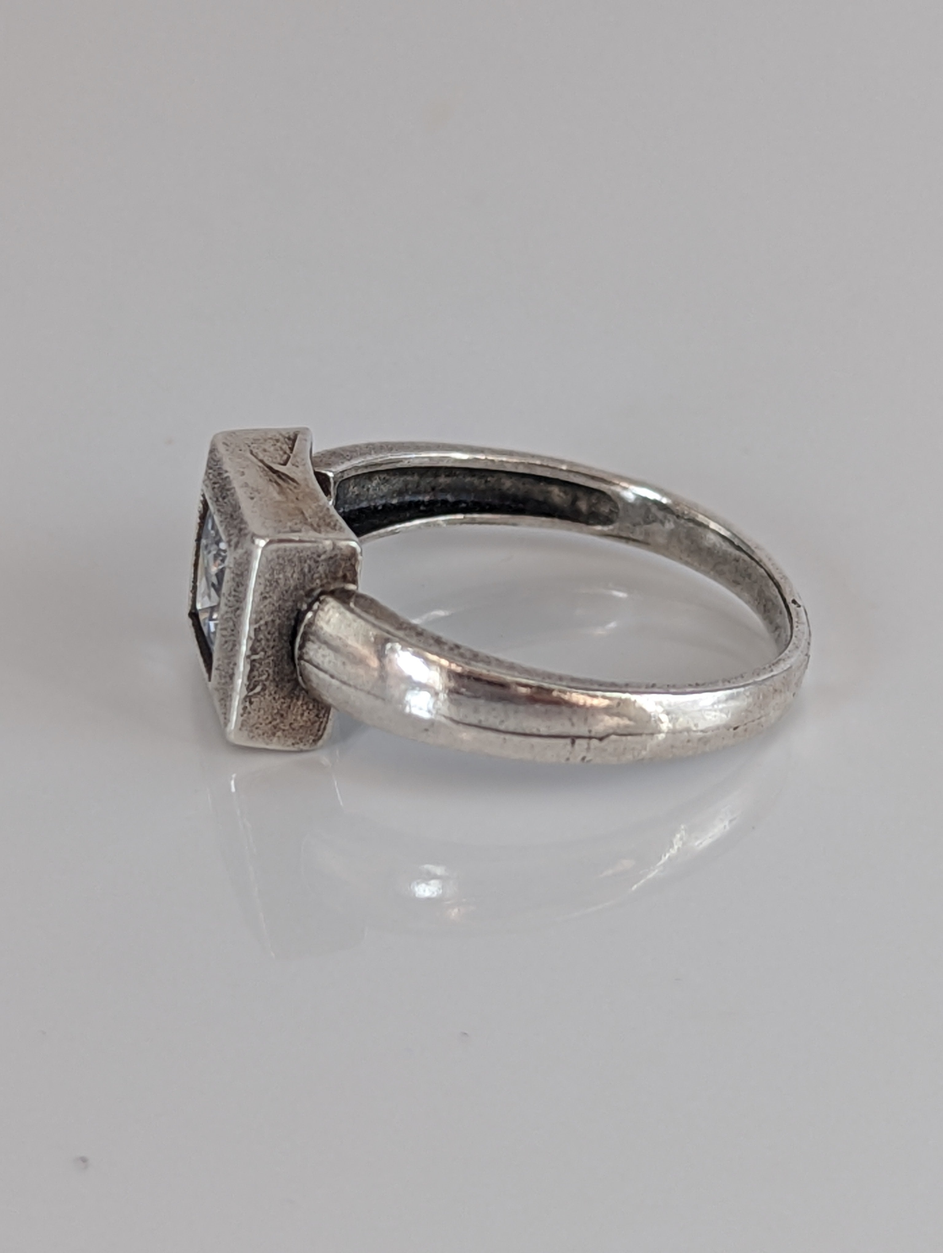 Silver Steed Silver Zirconia Square Ring