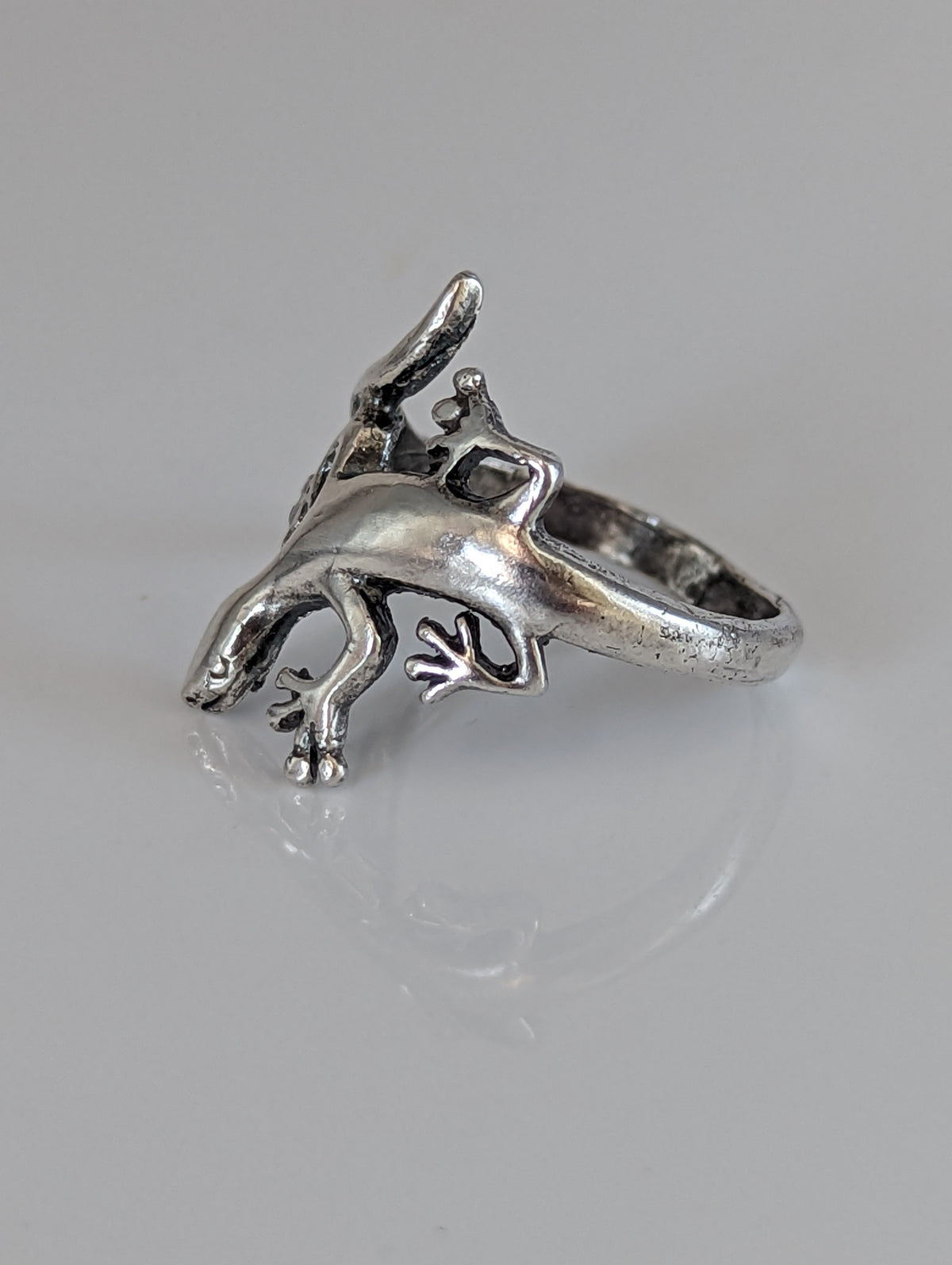 Silver Steed Lizard Ring