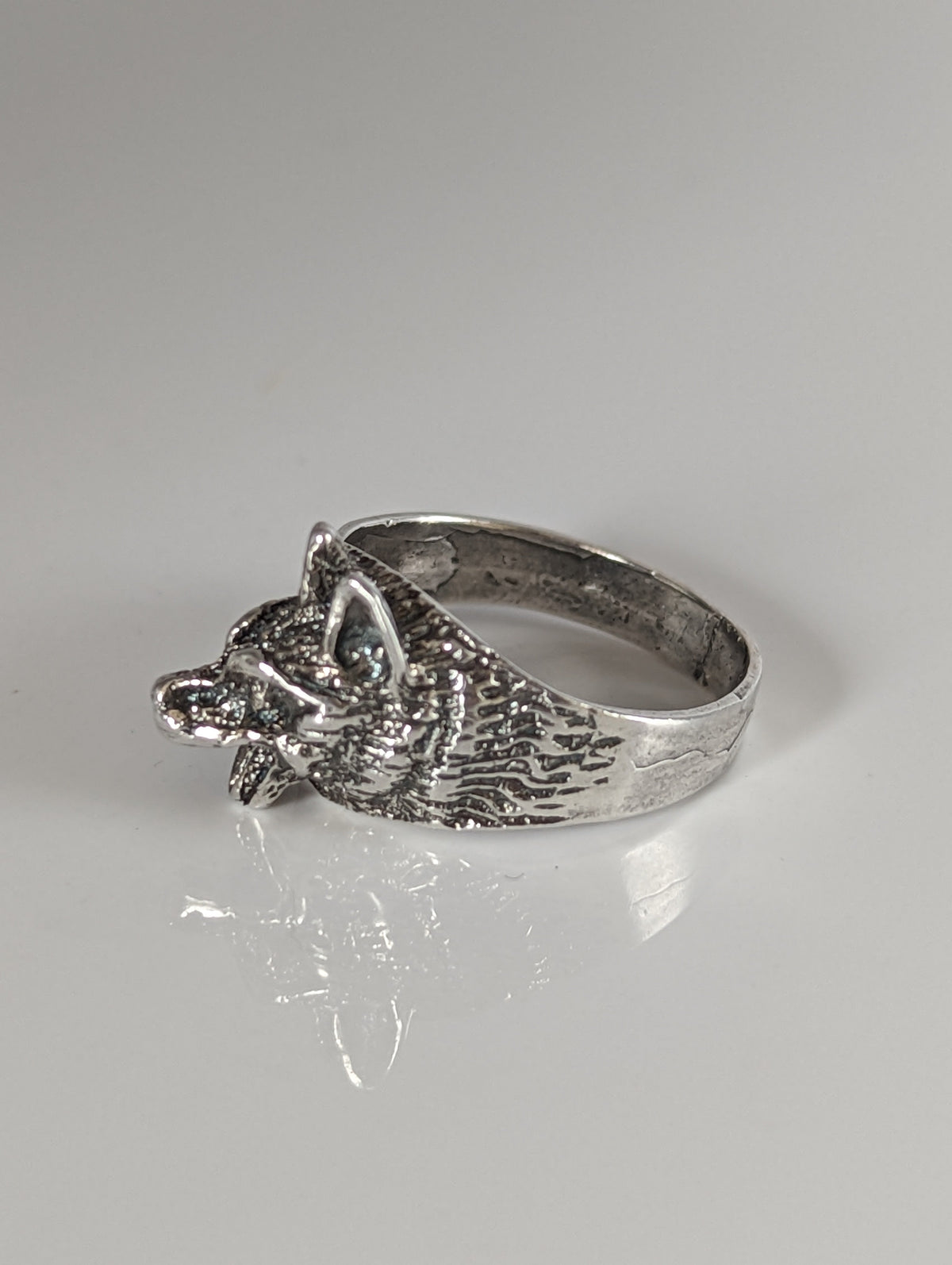 Silver Steed Wolf Silver Ring