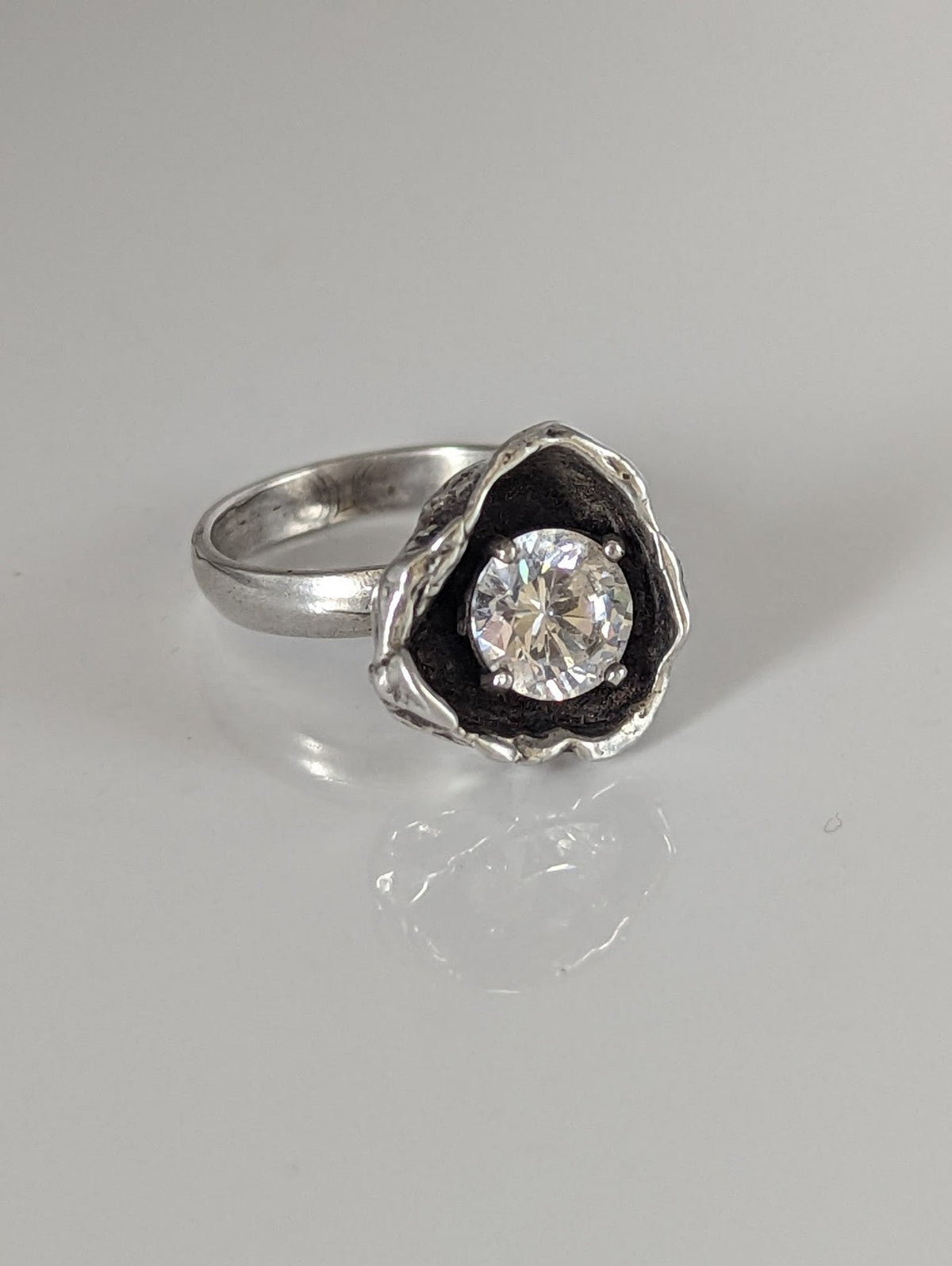 Silver Steed Large Zirconia in a Flower Silver Ring