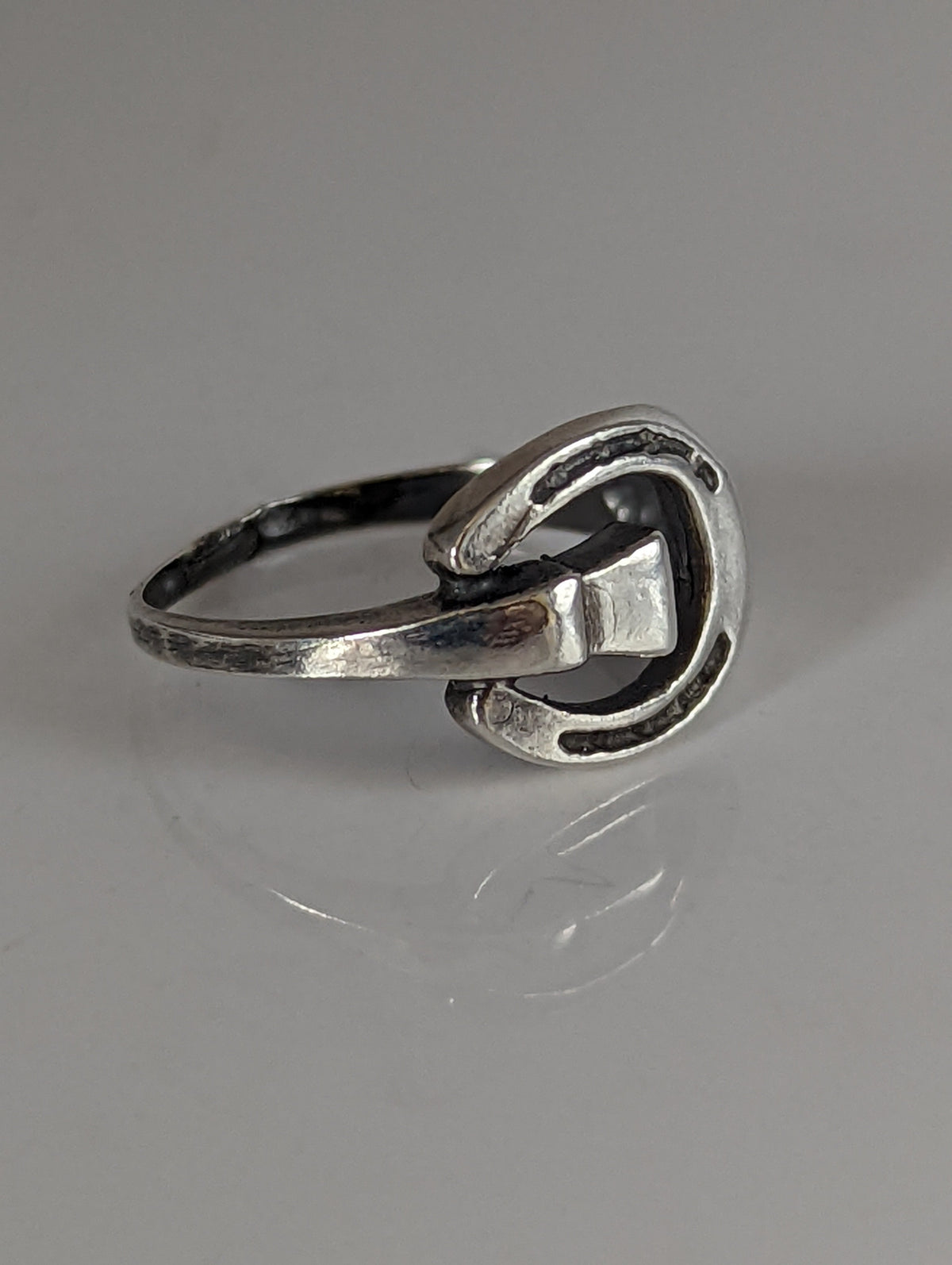 925 Silver Horseshoe Ring – Equestrian Symbol & Gift for Him or Her