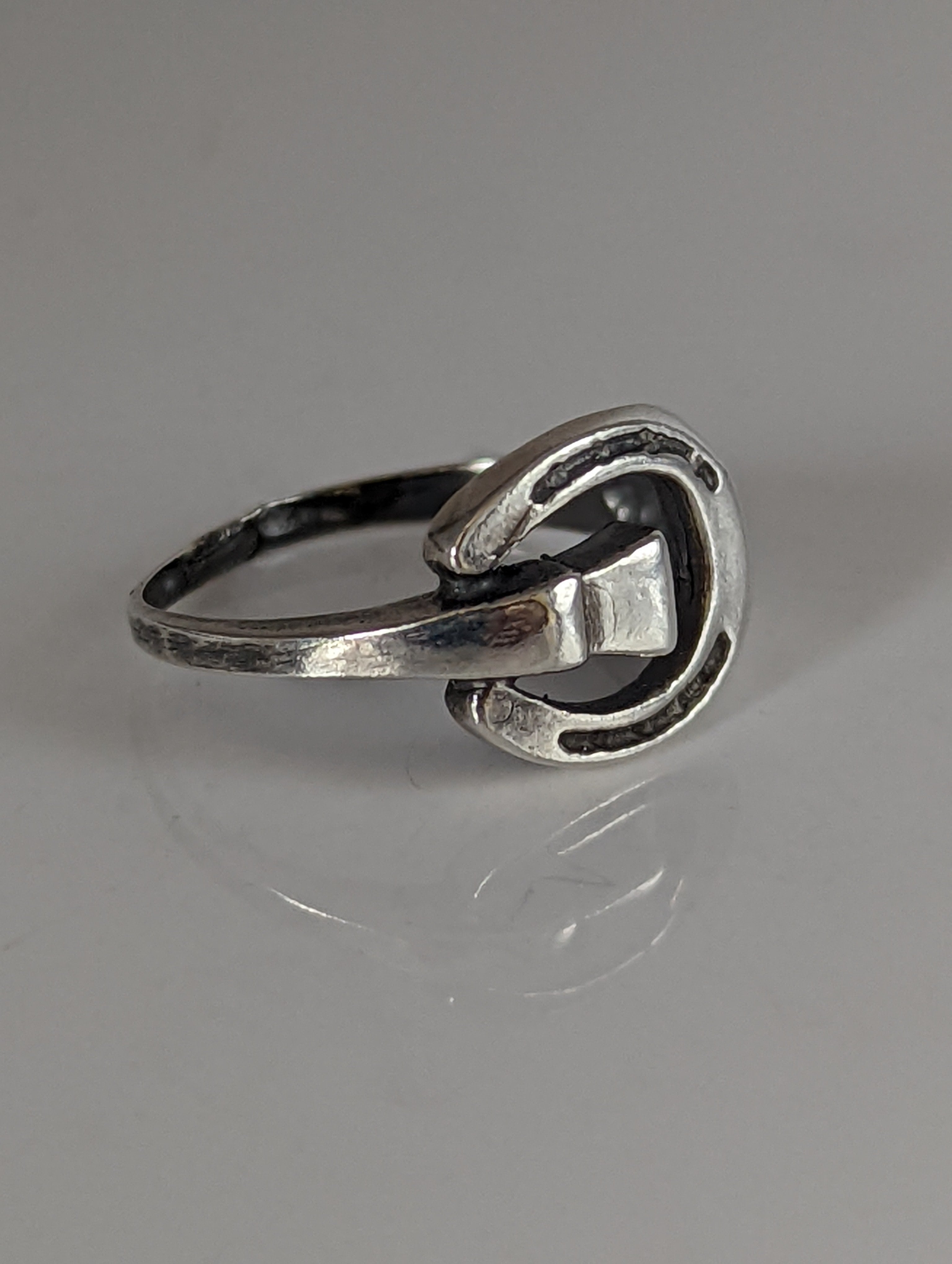 925 Silver Horseshoe Ring – Equestrian Symbol & Gift for Him or Her