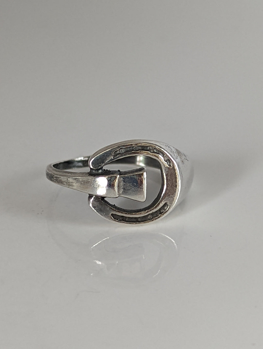 925 Silver Horseshoe Ring – Equestrian Symbol & Gift for Him or Her