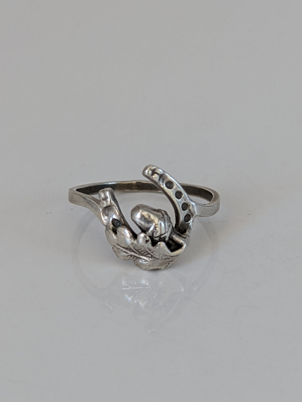 925 Silver Horseshoe, Acorn & Oak Leaf Ring – Symbolic Nature Gift