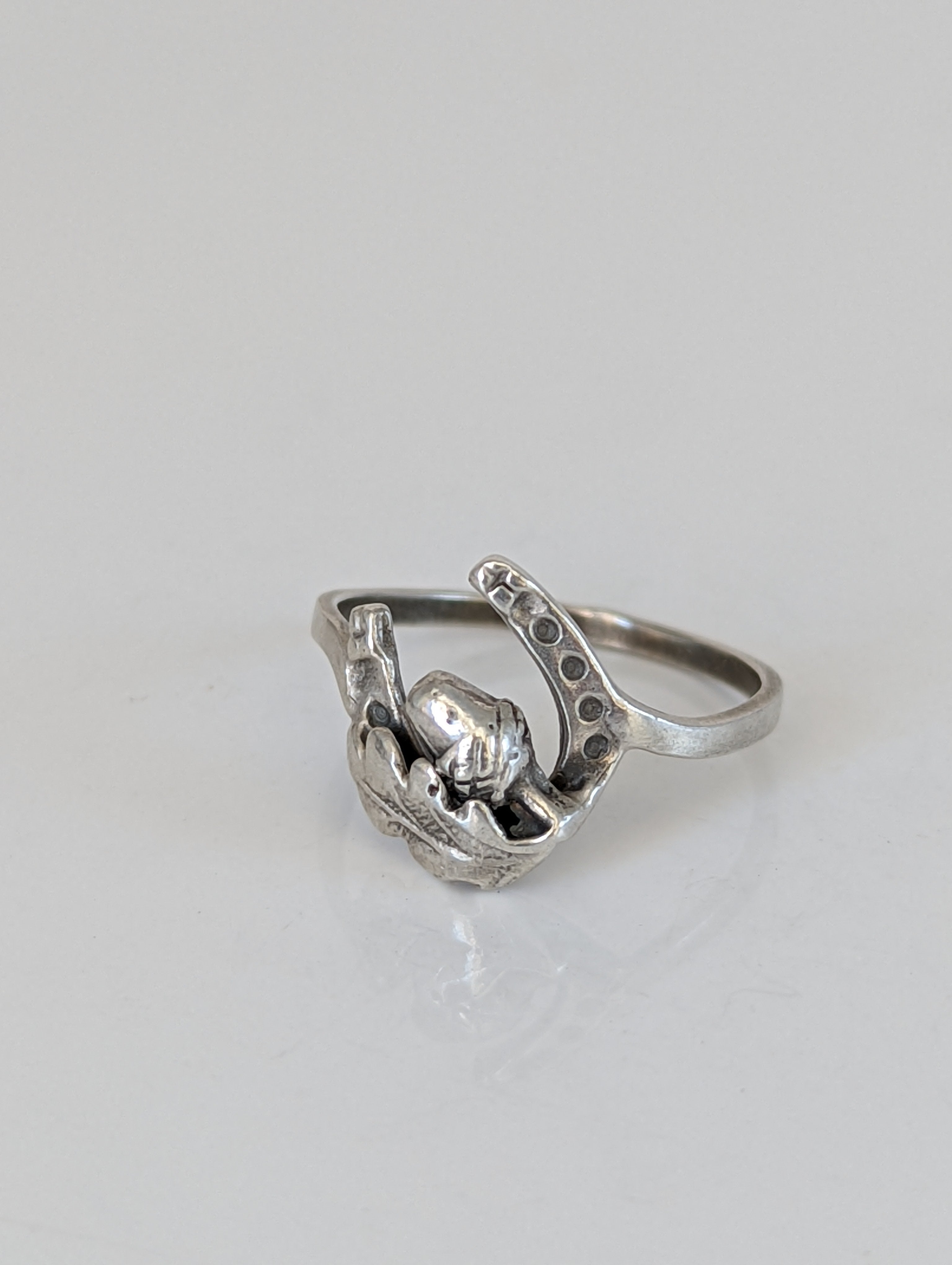 925 Silver Horseshoe, Acorn & Oak Leaf Ring – Symbolic Nature Gift