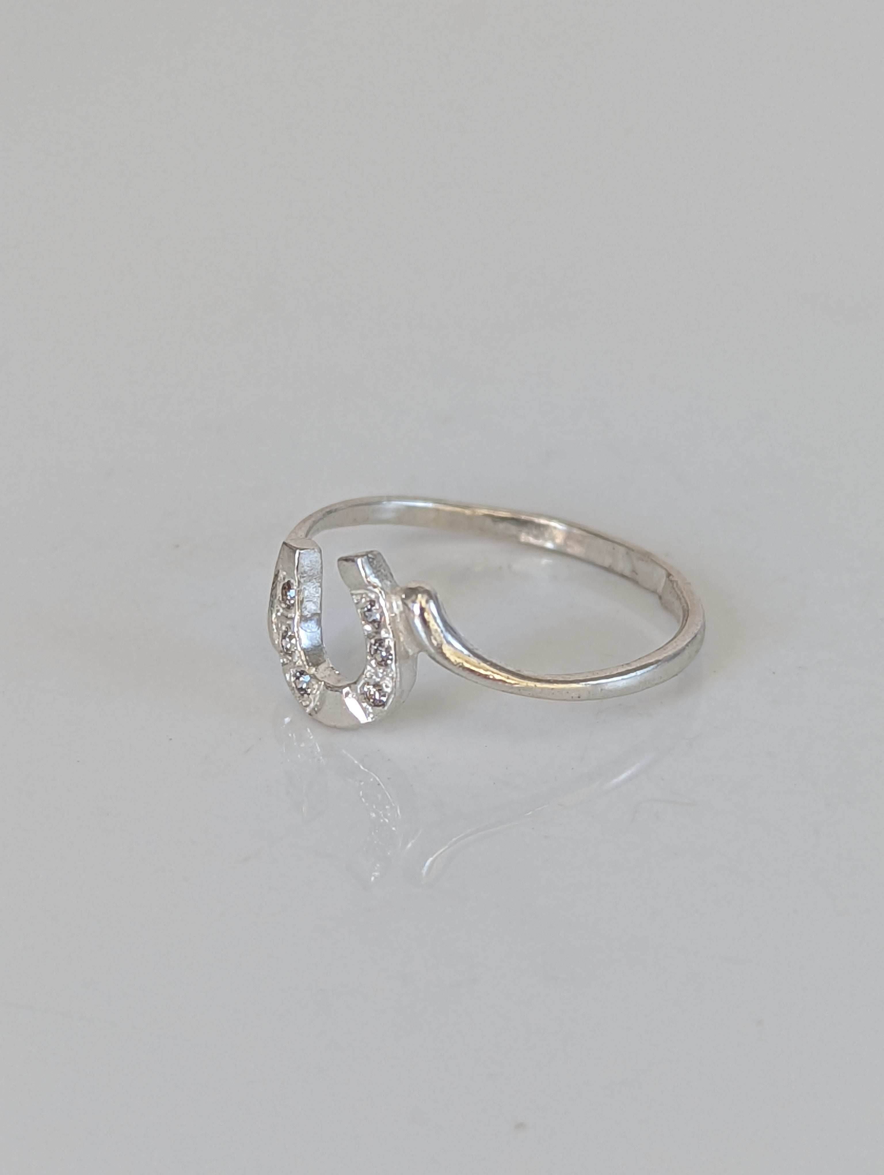 925 Silver Horseshoe Ring with Zirconia – Lucky Equestrian Gift