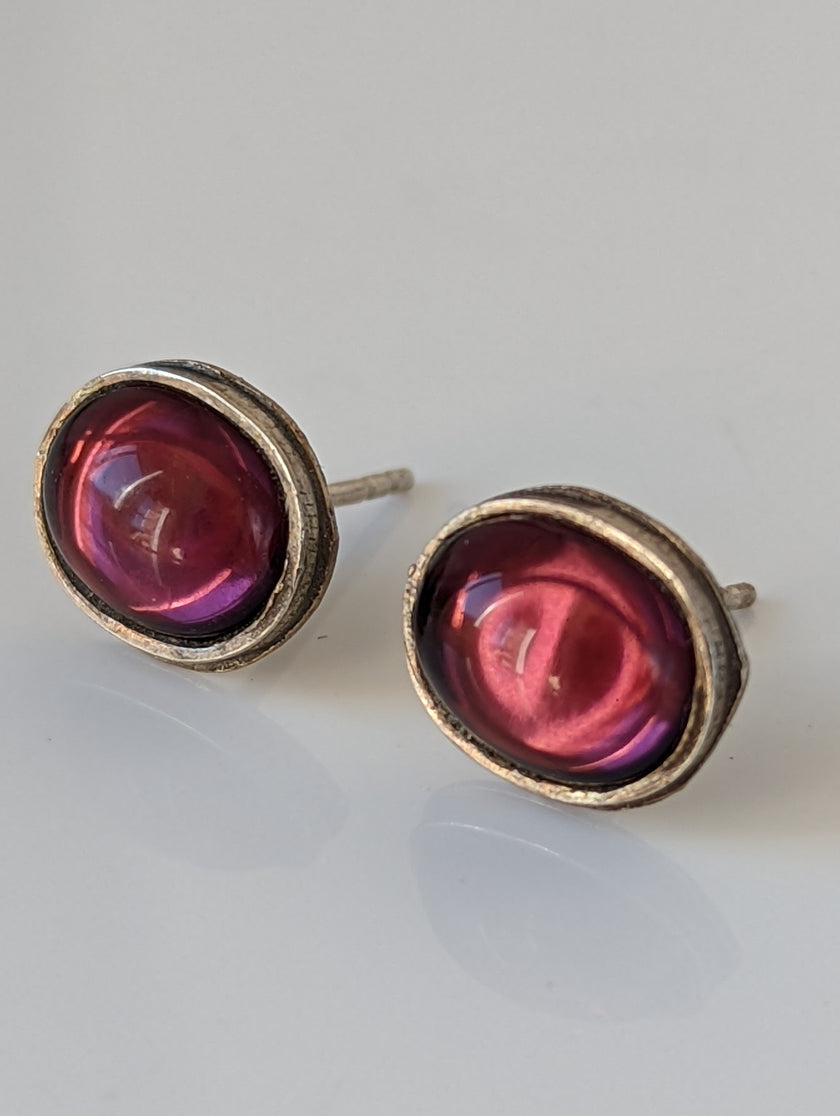 Silver Steed Purple Ovals Stud Earrings