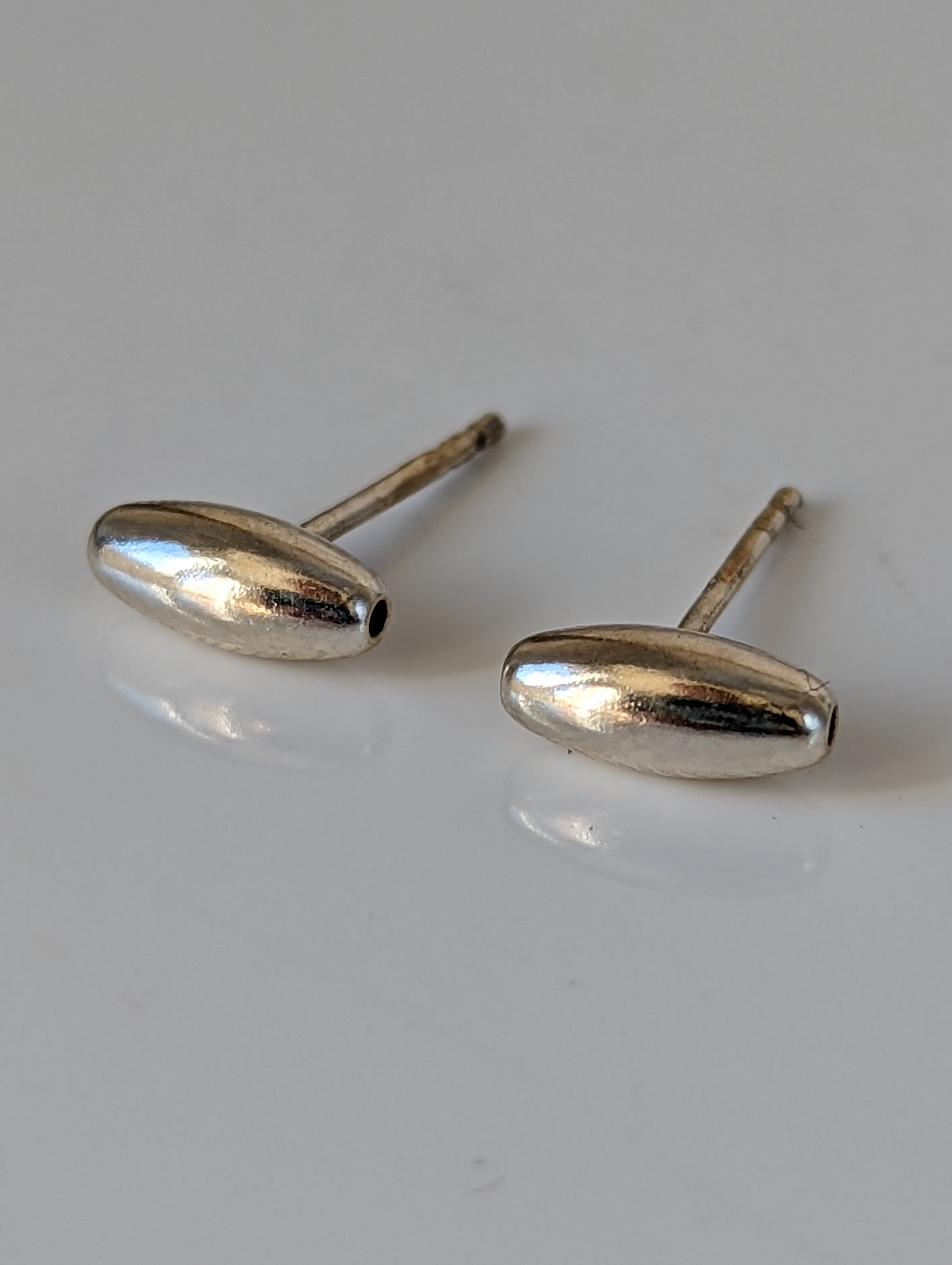 Silver Steed Grain or Bud Stud Earrings