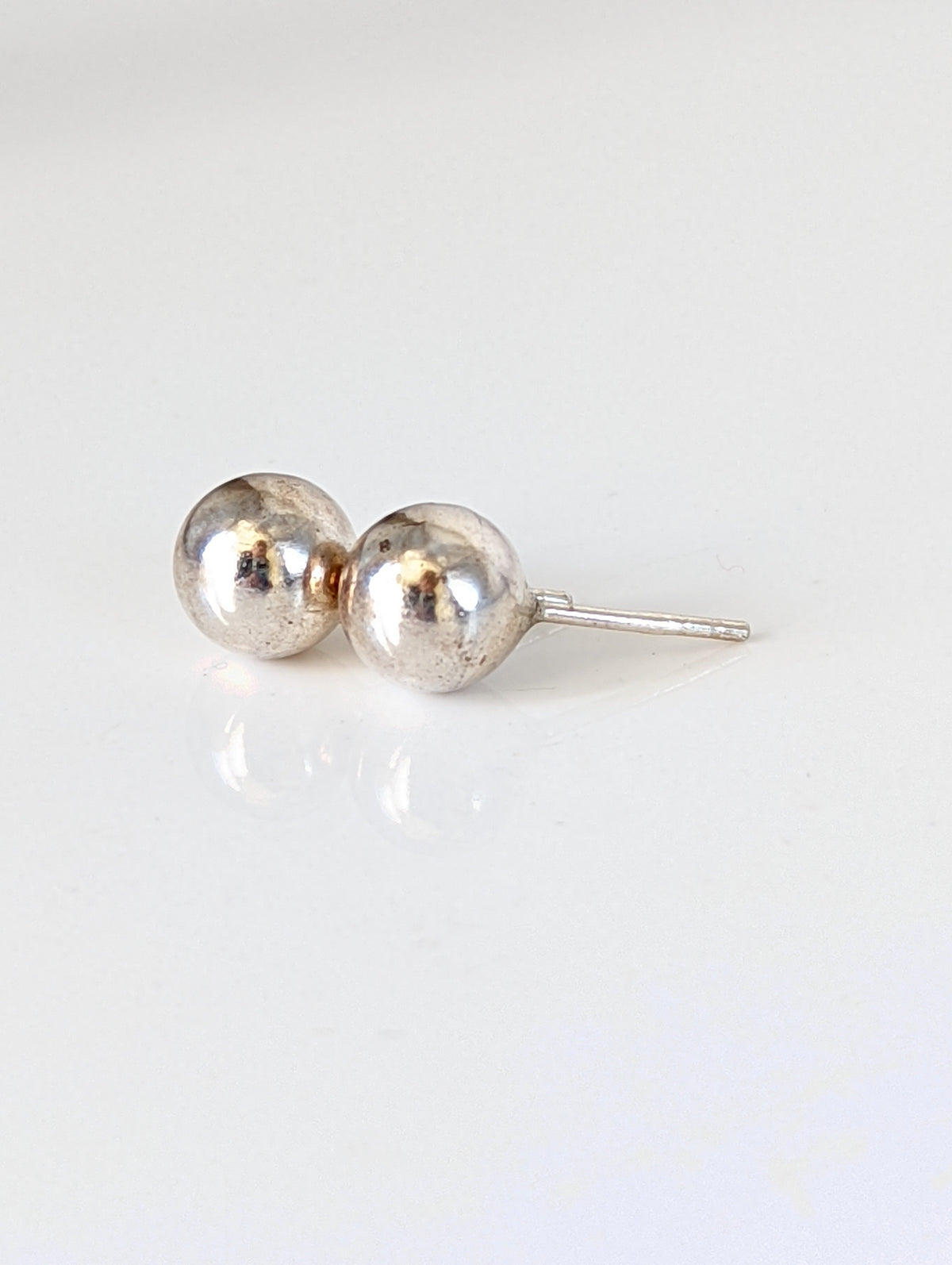 Silver Steed Medium Balls Stud Earrings