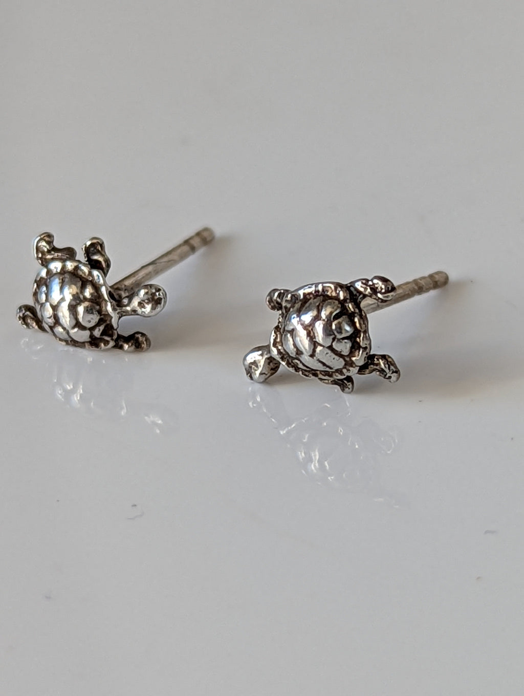 Silver Steed Turtle Stud Earrings
