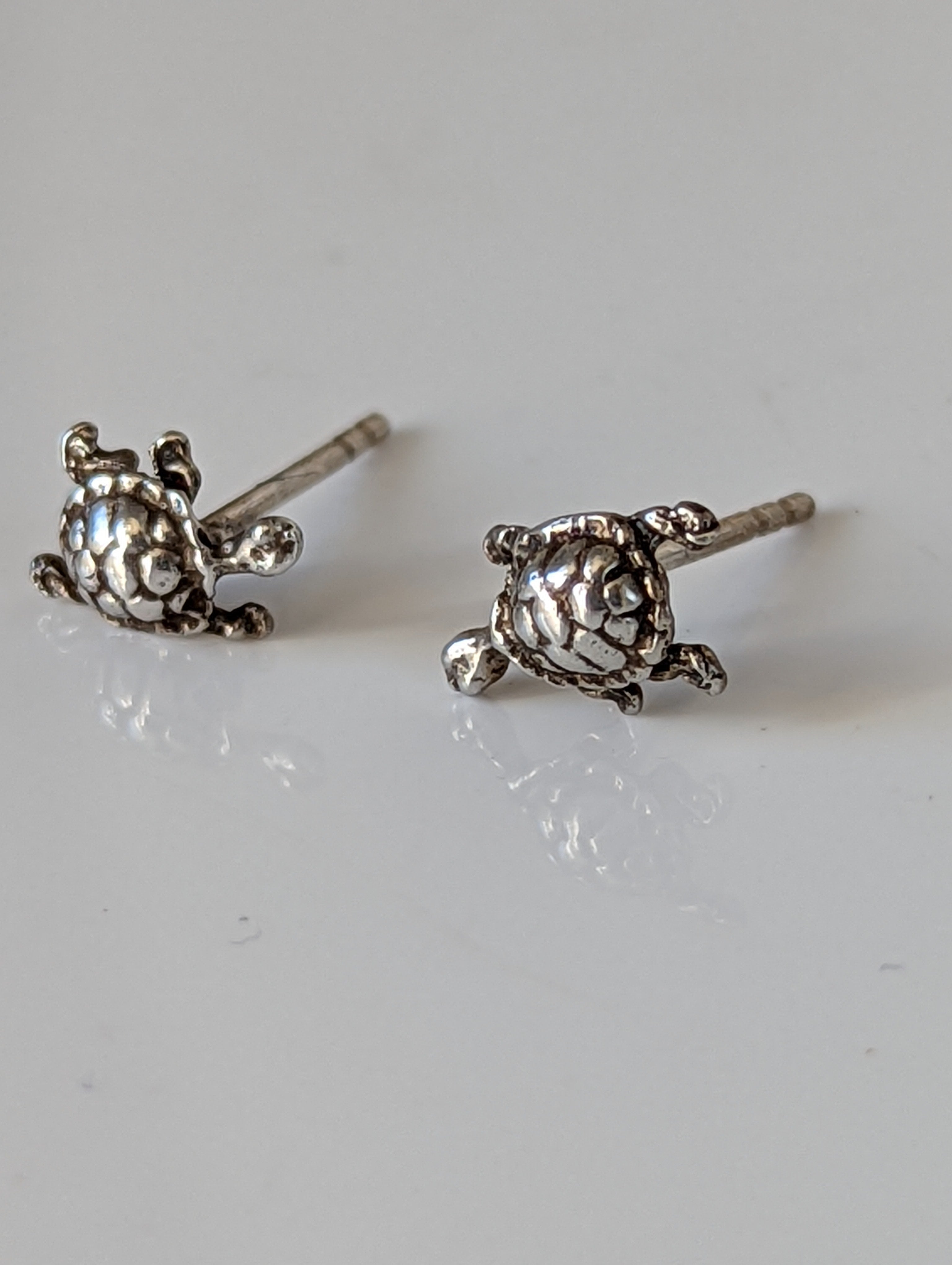 Silver Steed Turtle Stud Earrings