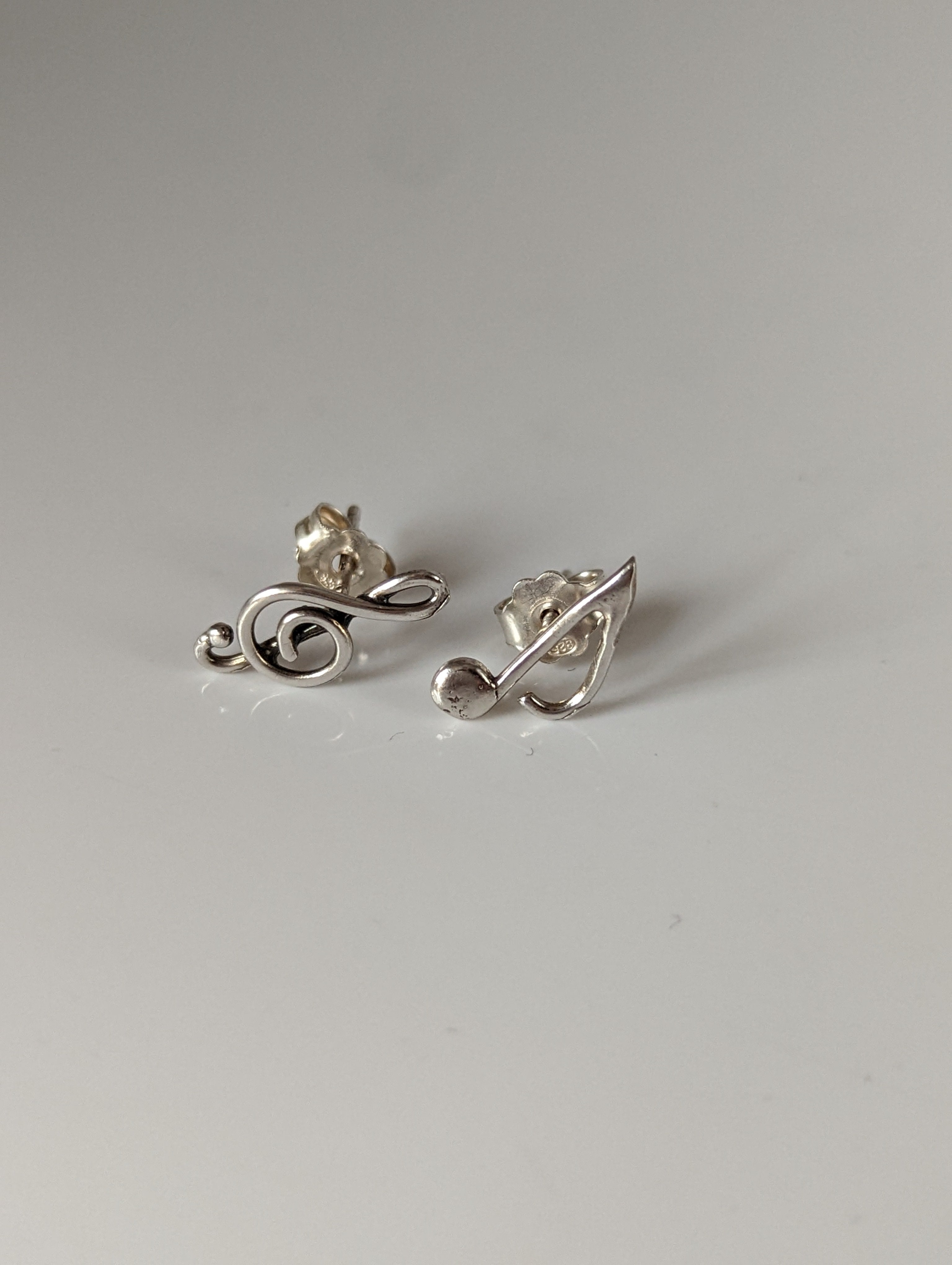 Silver Steed Celf & Note Stud Earrings