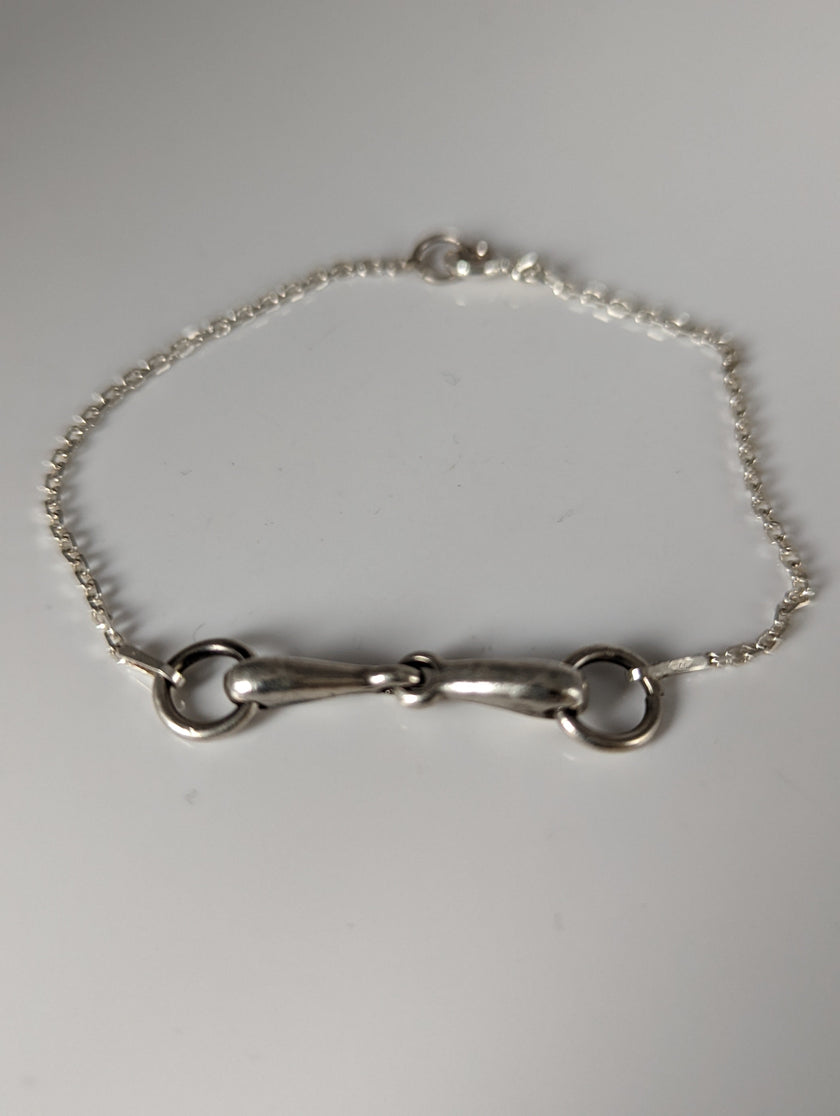 Silver Steed Snaffle on a Chain Delicate Bracelet