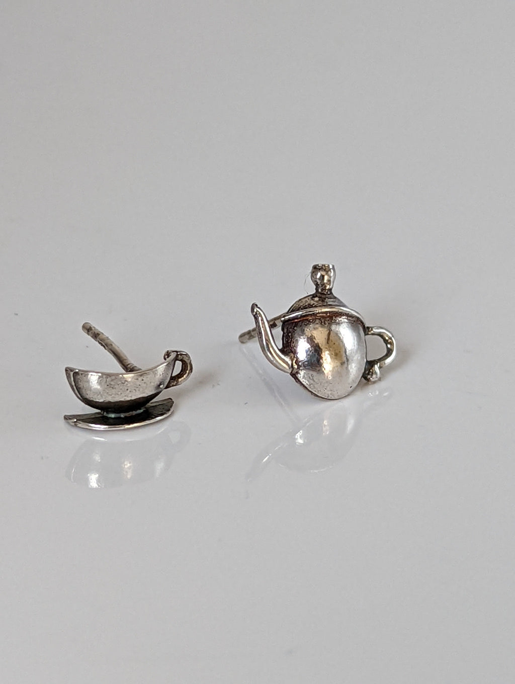Silver Steed Tea Set Stud Earrings