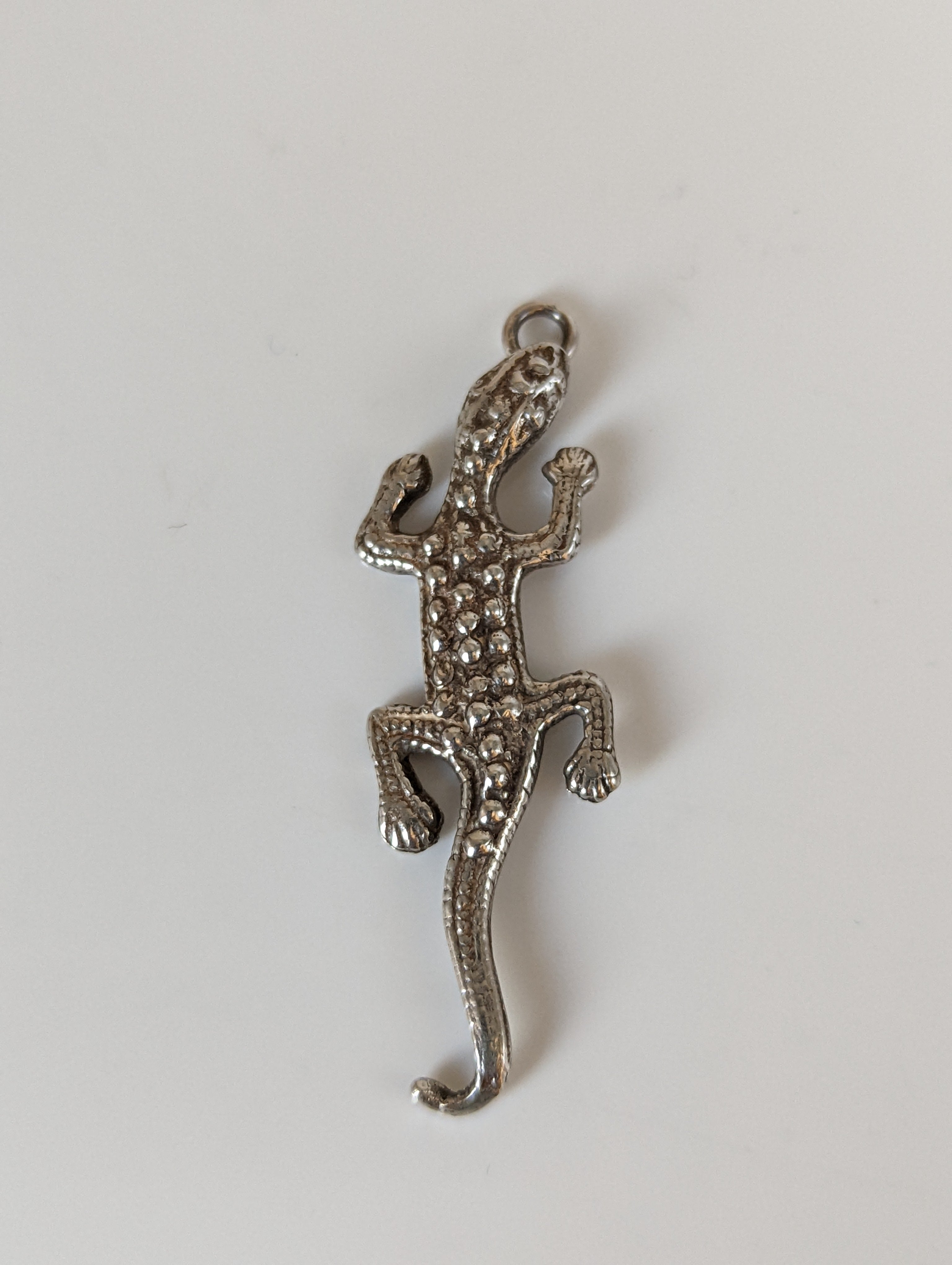 Silver Steed Detailed Lizard Silver Pendant