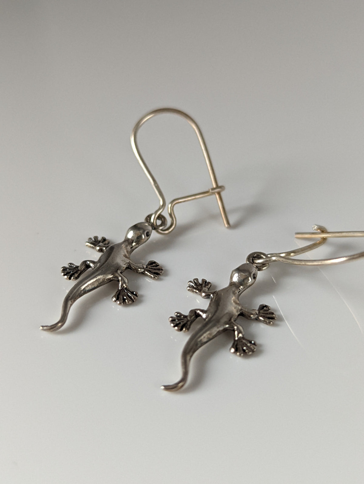 Silver Steed Gecko Silver Dropped Earrings
