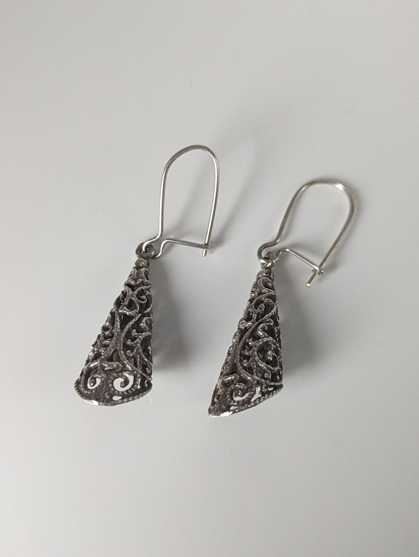 Silver Steed Filigree Cone Dropped Earrings
