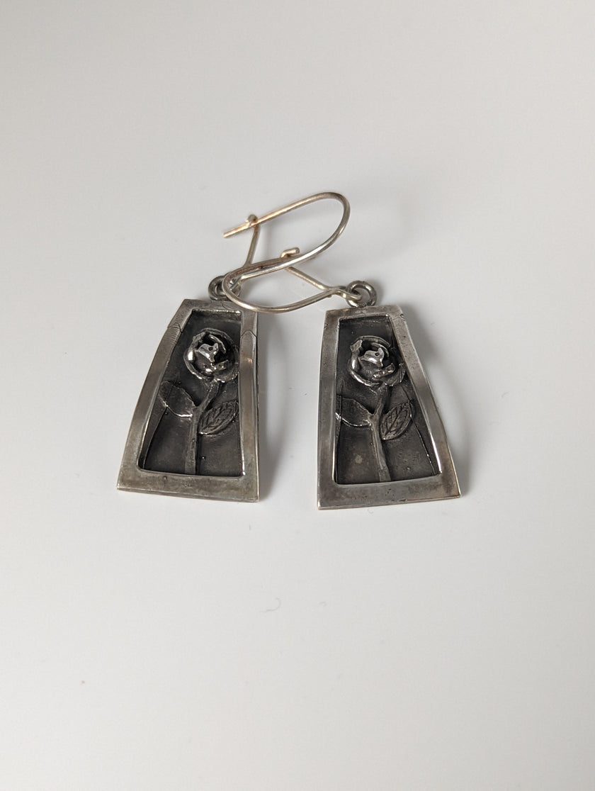 Silver Steed Treasured Rose Dropped Earrings