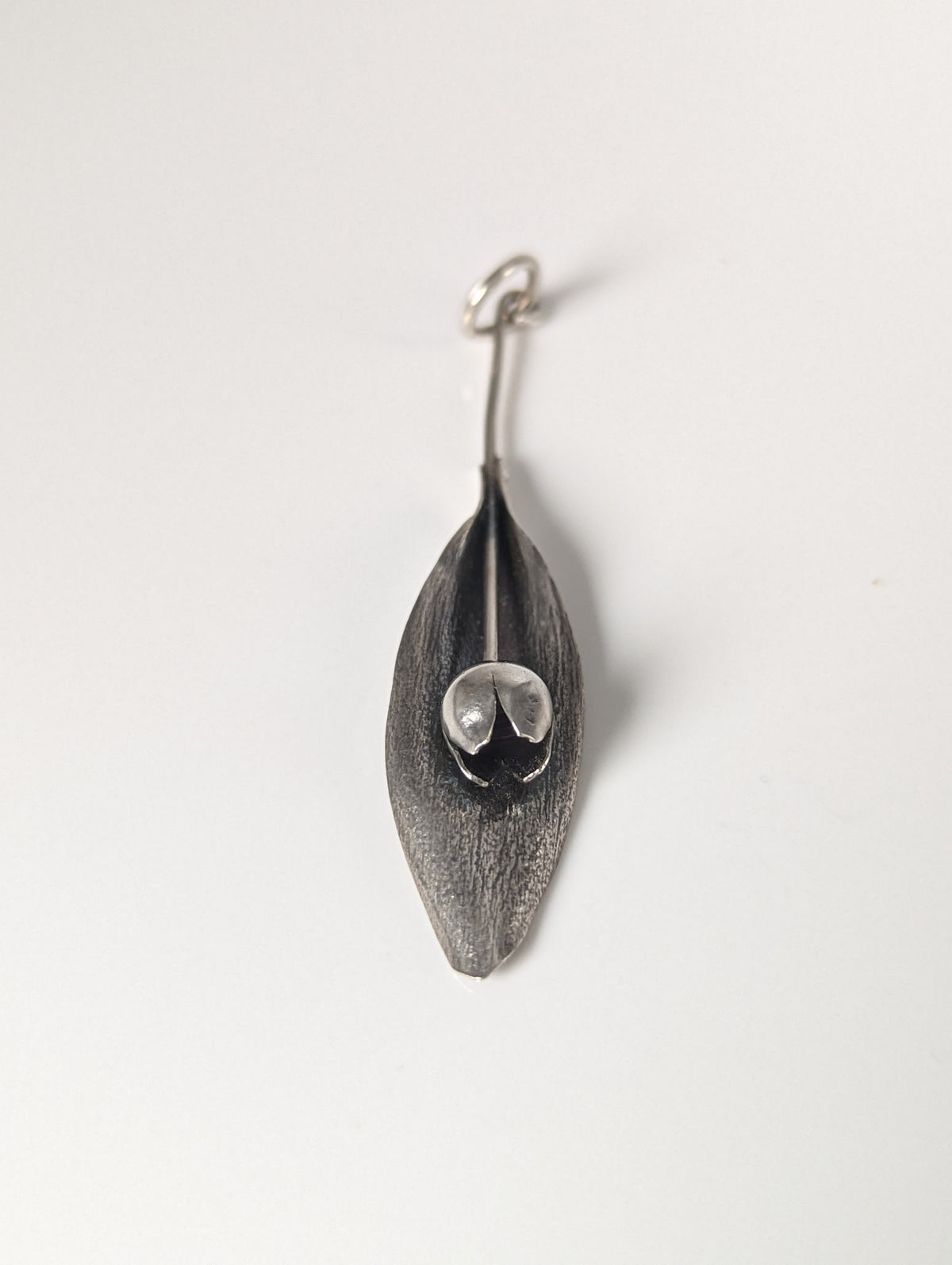 Silver Steed Tulip Pendant