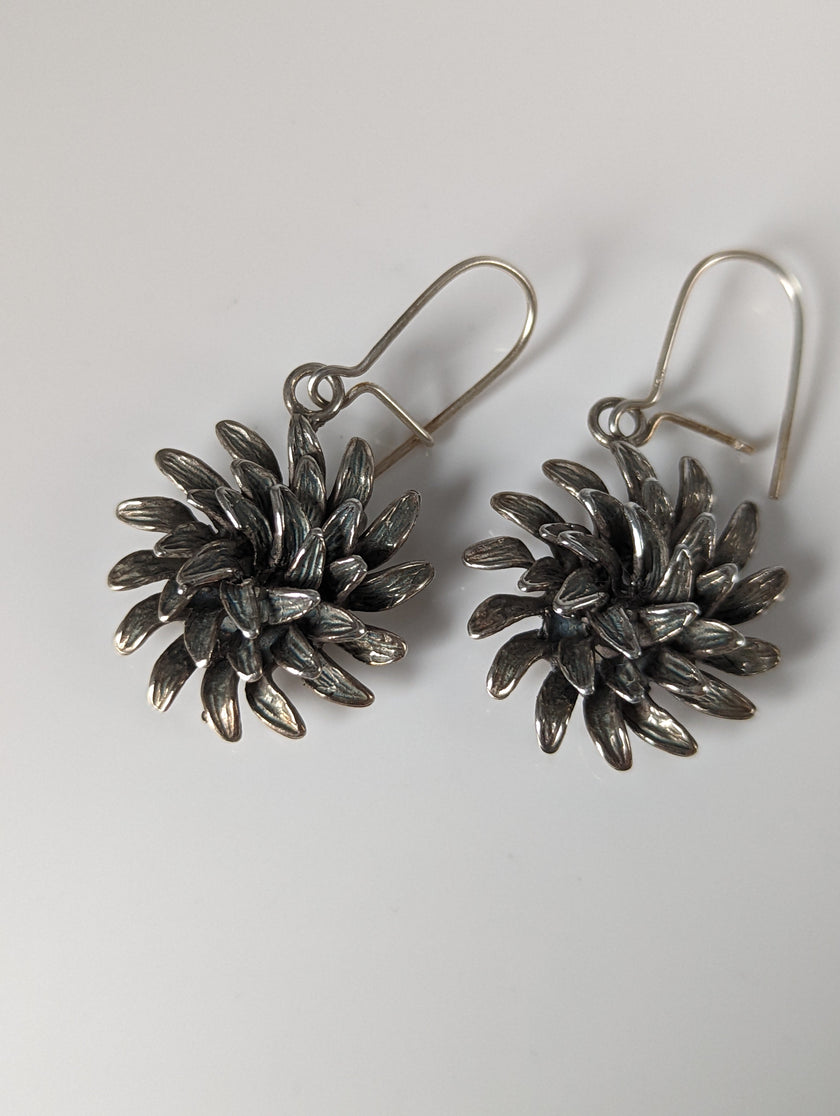 Silver Steed Chrysanthemum Dropped Earrings