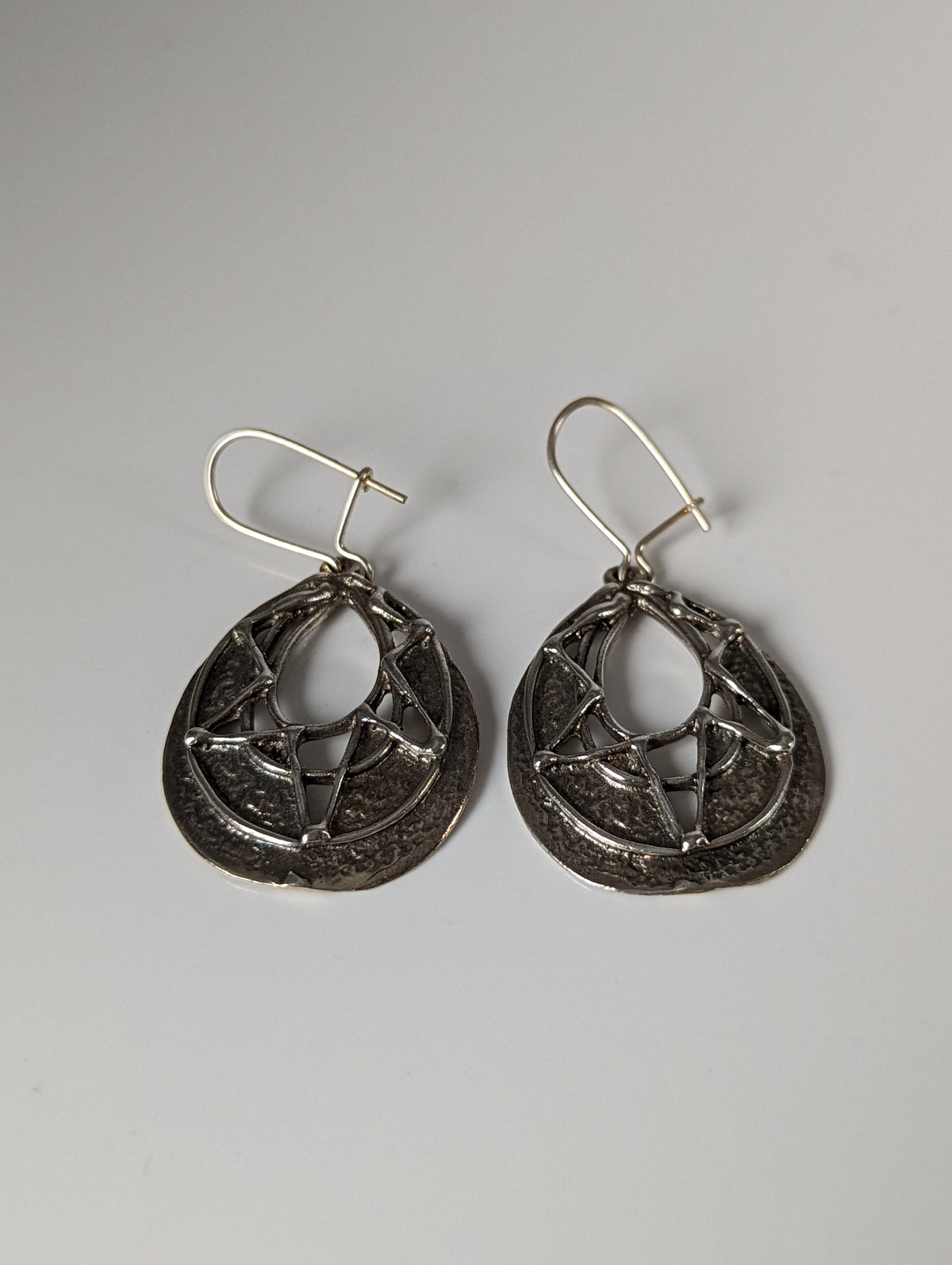 Silver Steed Sunlight Dropped Earrings