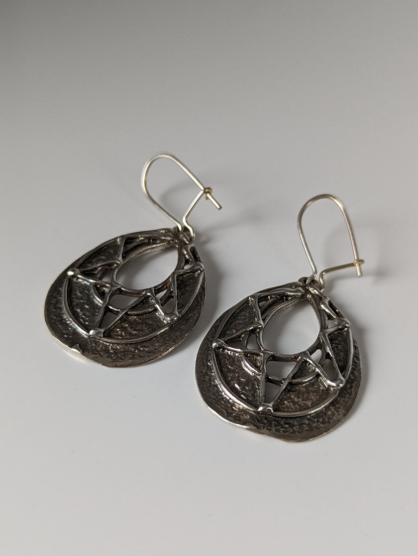Silver Steed Sunlight Dropped Earrings
