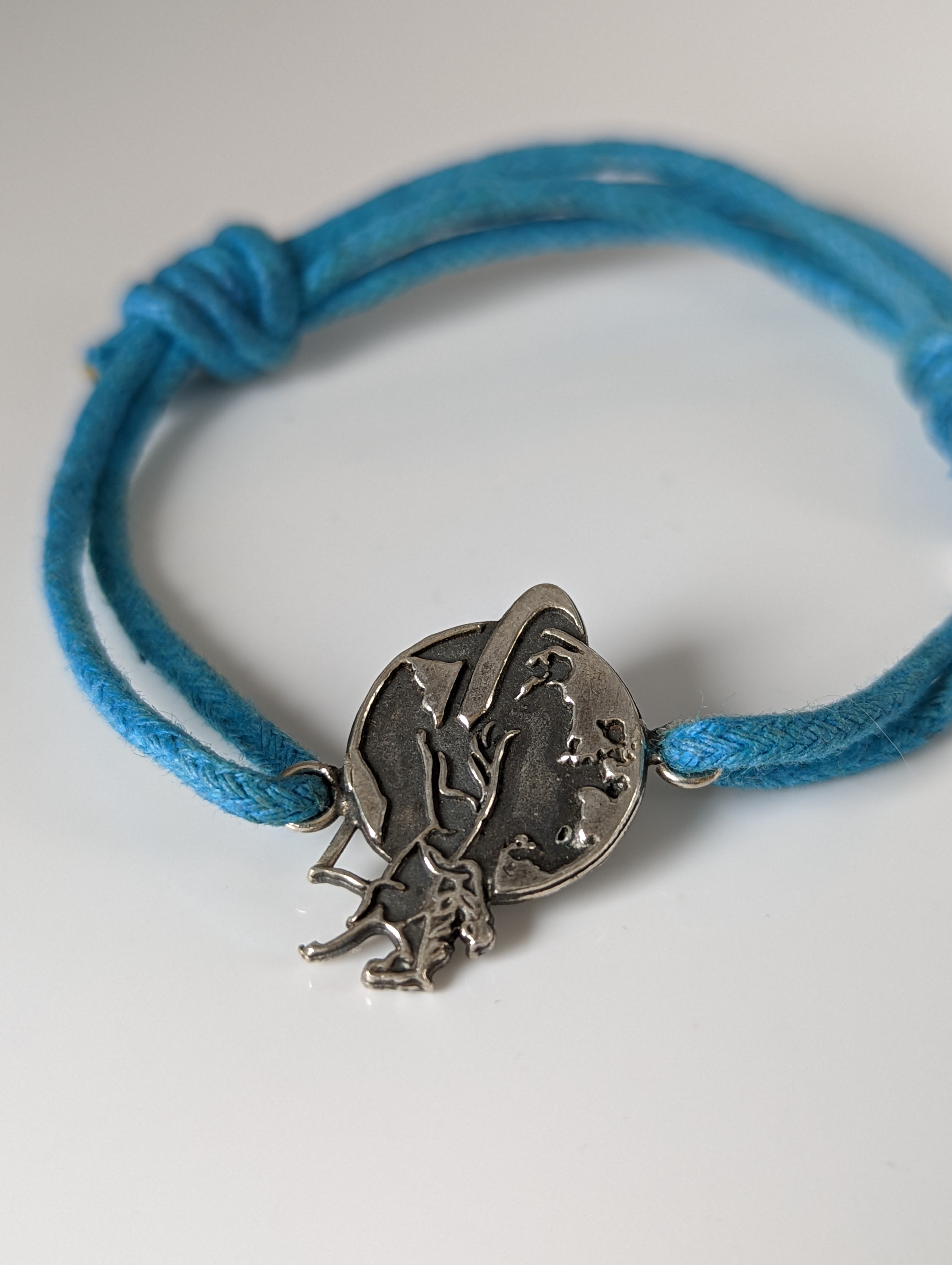 Silver Steed Around the World Bracelet
