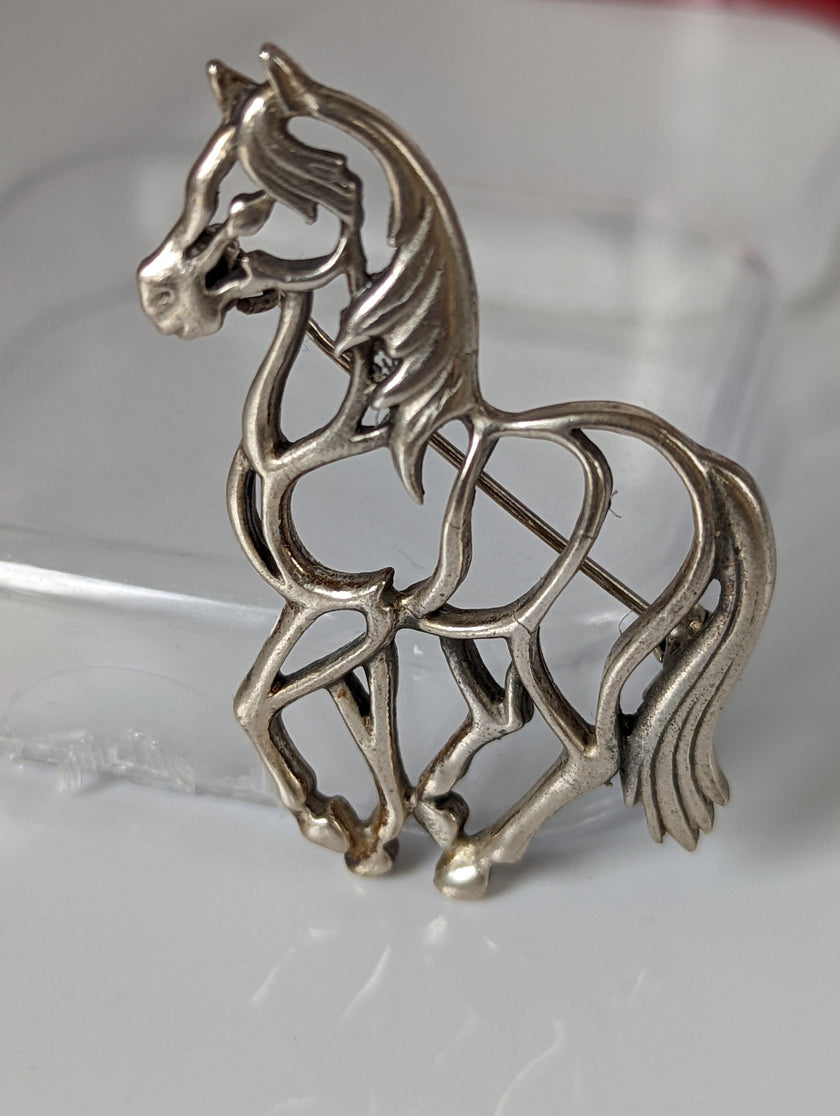 Zilveren Hengst Elegante Piaffe Paard Zilveren Broche / Plastronspeld