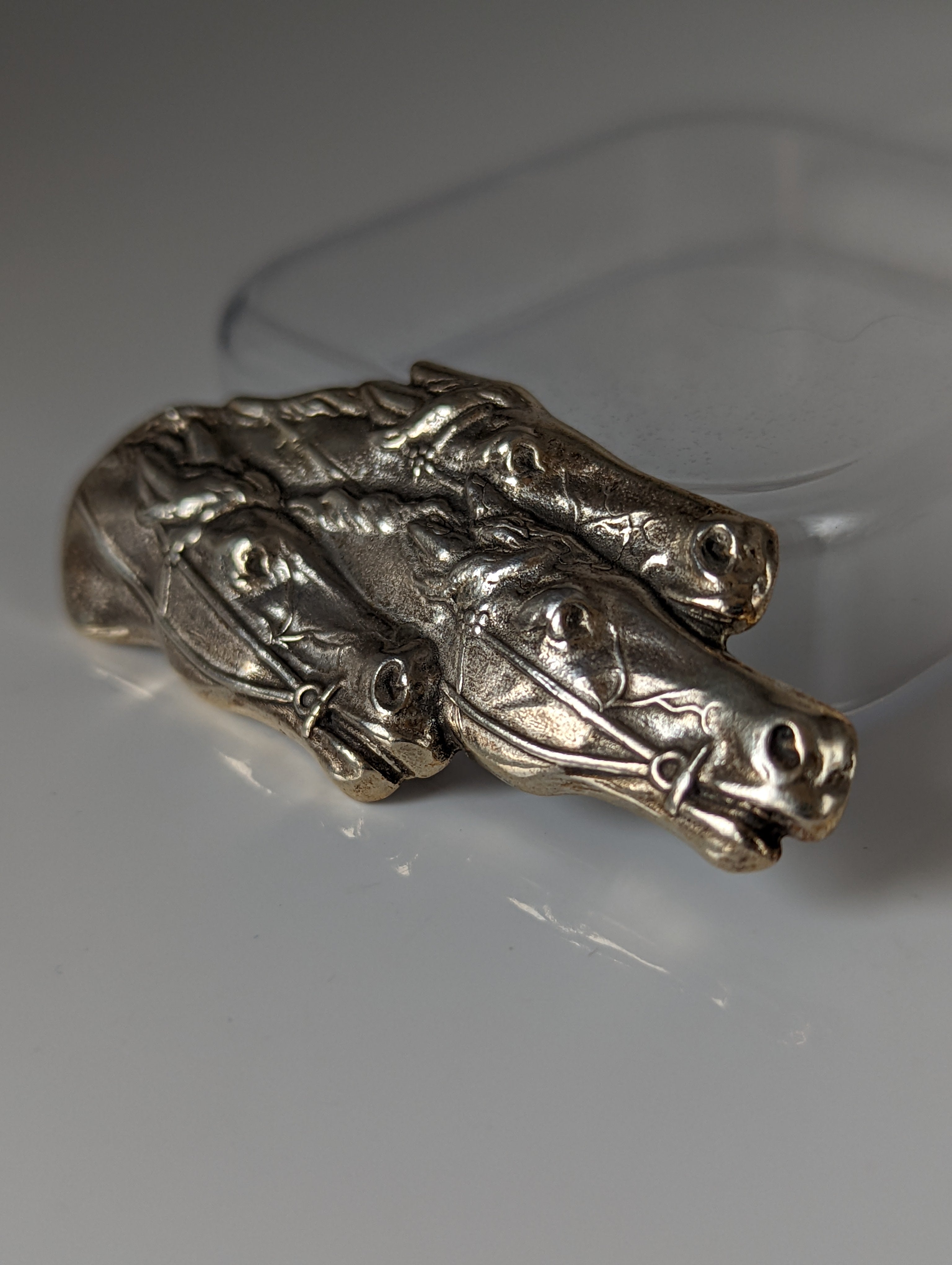 Silver Steed Three Head Racing Thoroughbreds Brooch / Stock Tie Pin