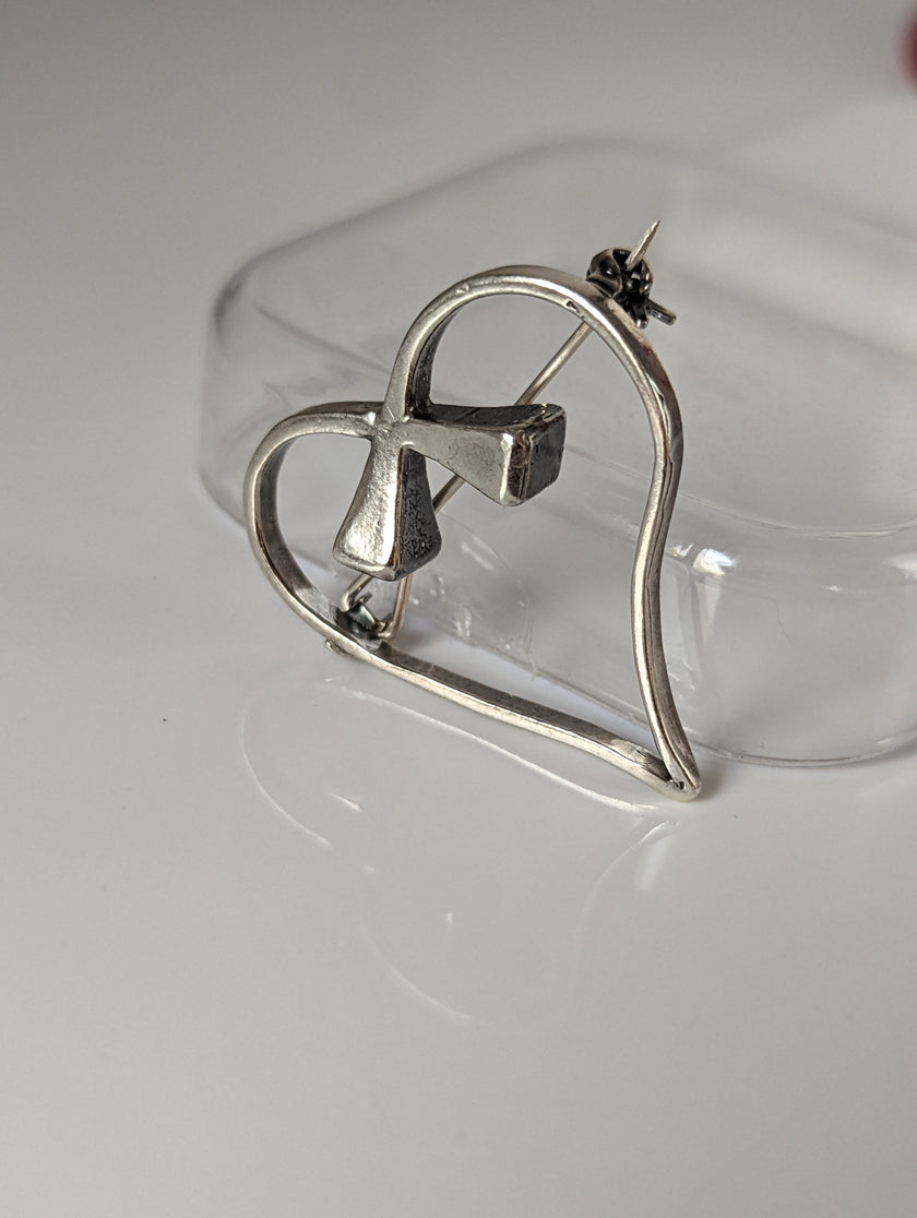 Silver Steed Horse Shoe Nail Heart Brooch / Stock Tie Pin