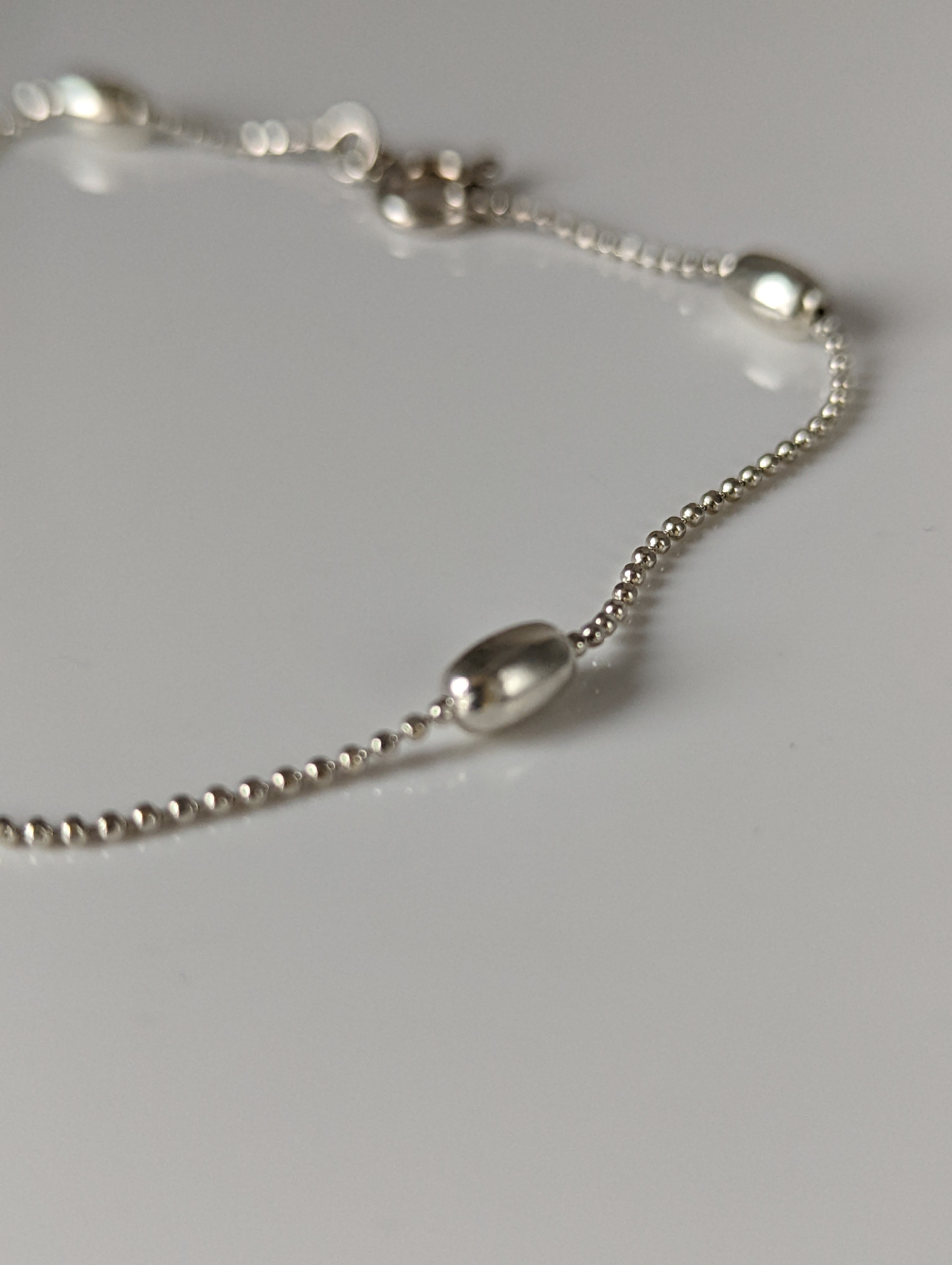 Silver Steed Grain Chain Silver Bracelet