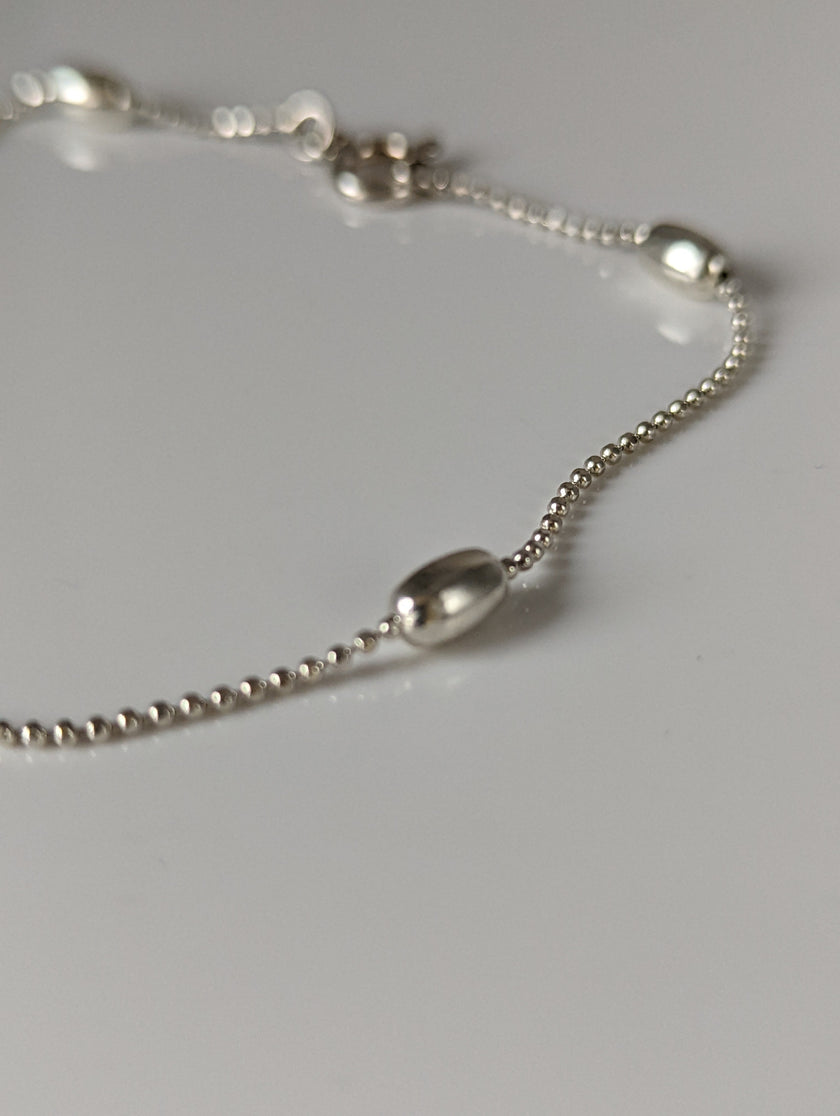 Silver Steed Grain Chain Silver Bracelet