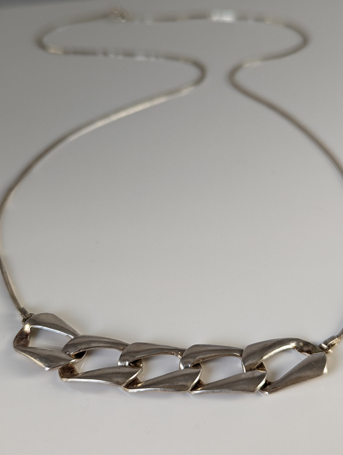 Silver Steed Chain Link Necklace