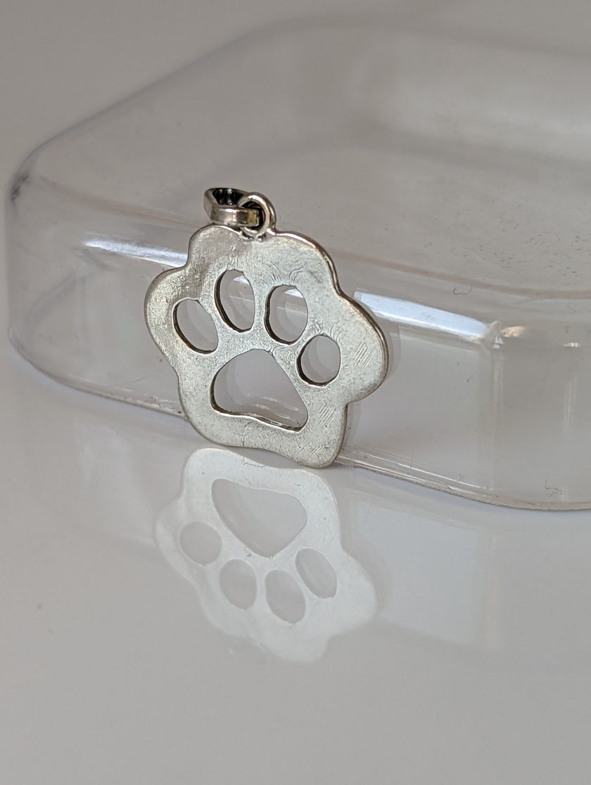 Silver Steed Flat Paw Print Silver Pendant