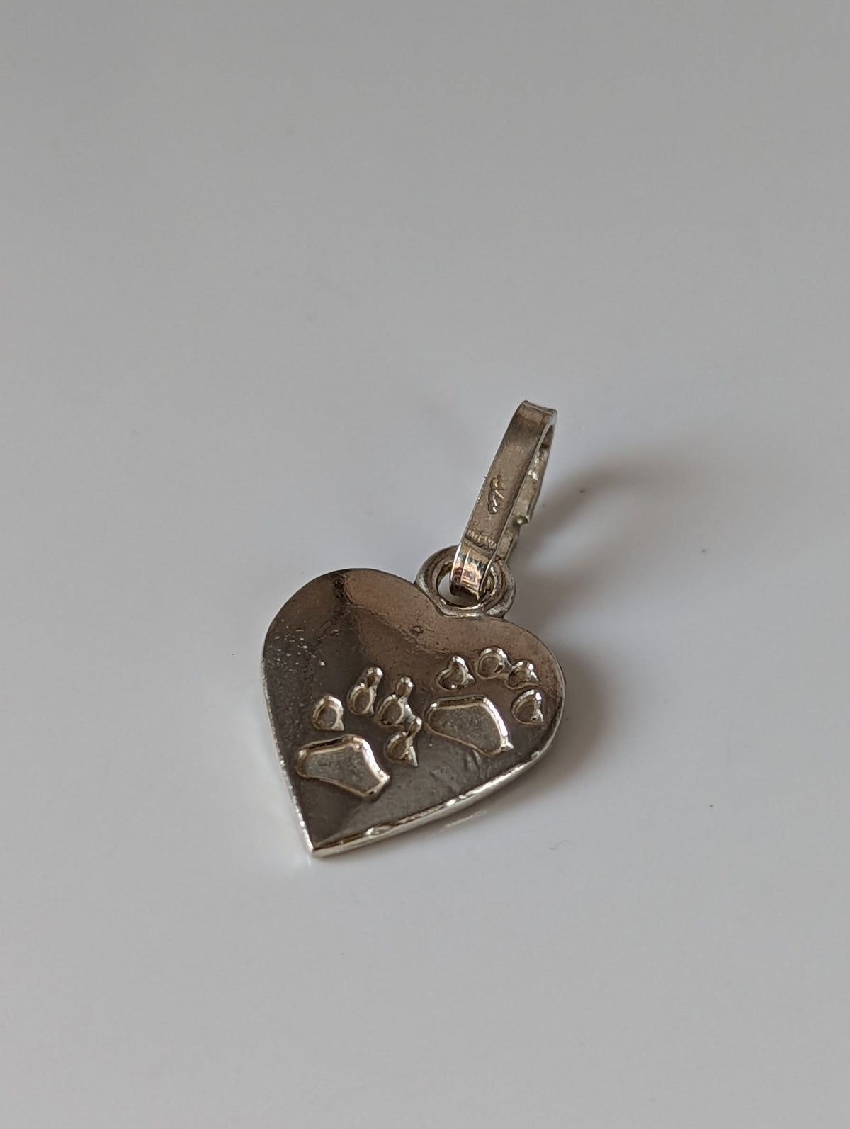 Silver Steed Paw Print on Heart Silver Pendant