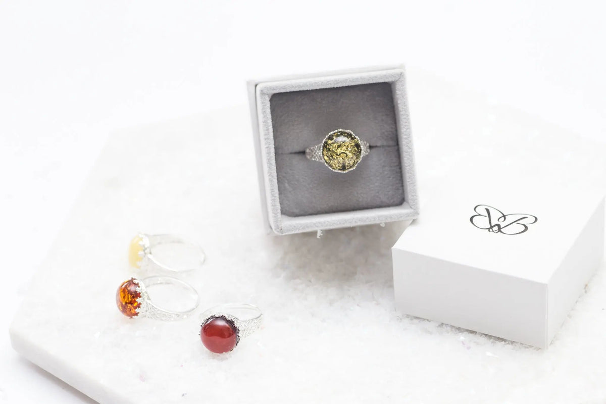 Anillo de Ámbar Corona de Princesa