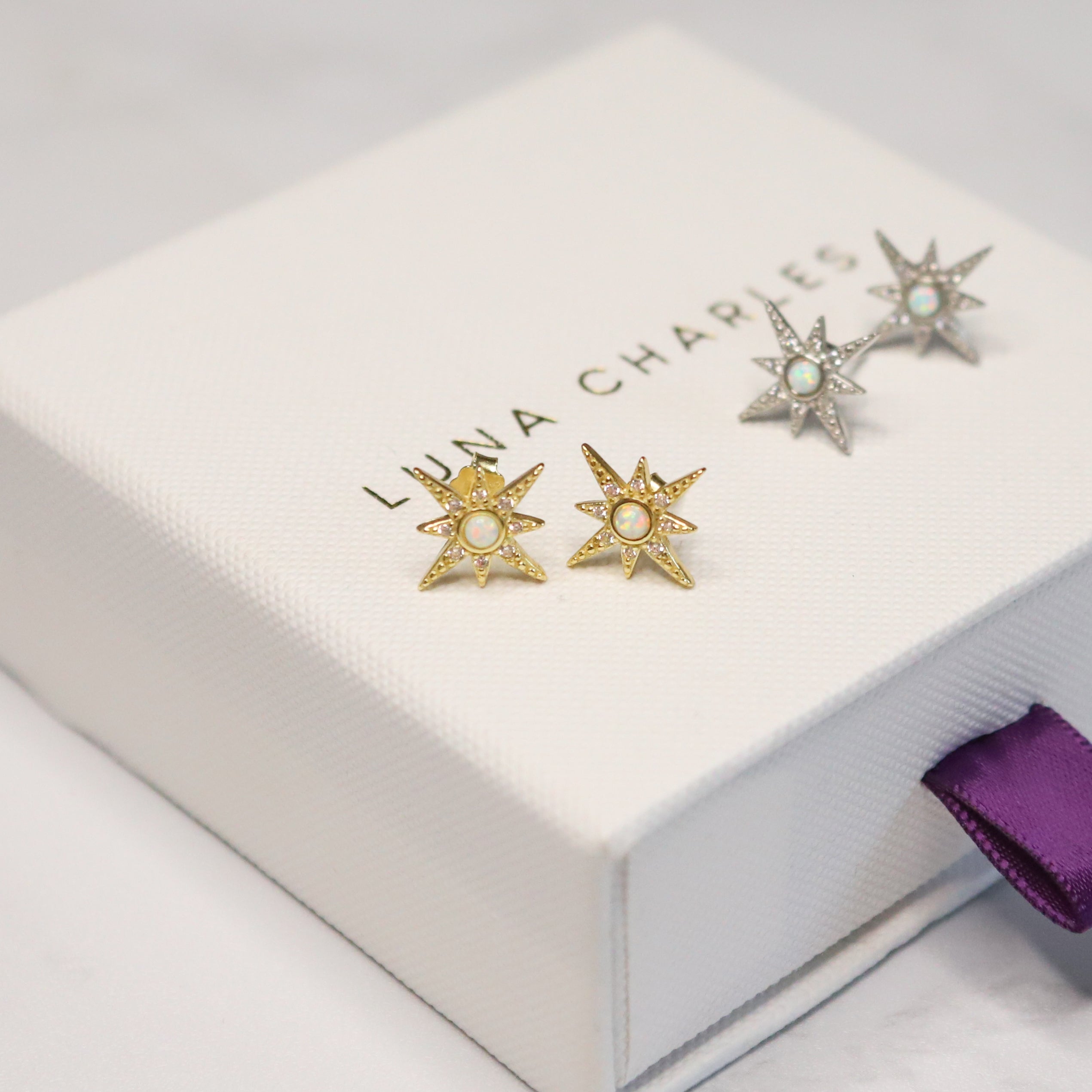 Serin Star Opaal Stud Oorbellen | 18K Verguld