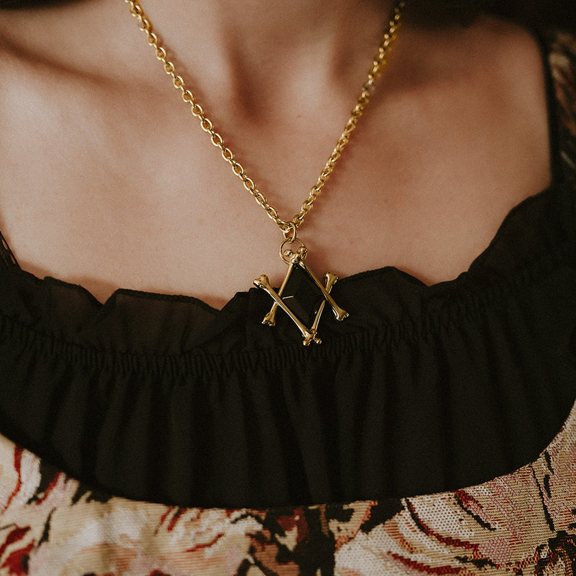 The Obsidian Marrow Necklace Gold