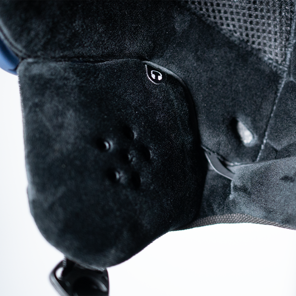Daytona Steeze Snowboard Helmet - Adjustable Helmet for Men, Women & Youth - Dull Black Finish