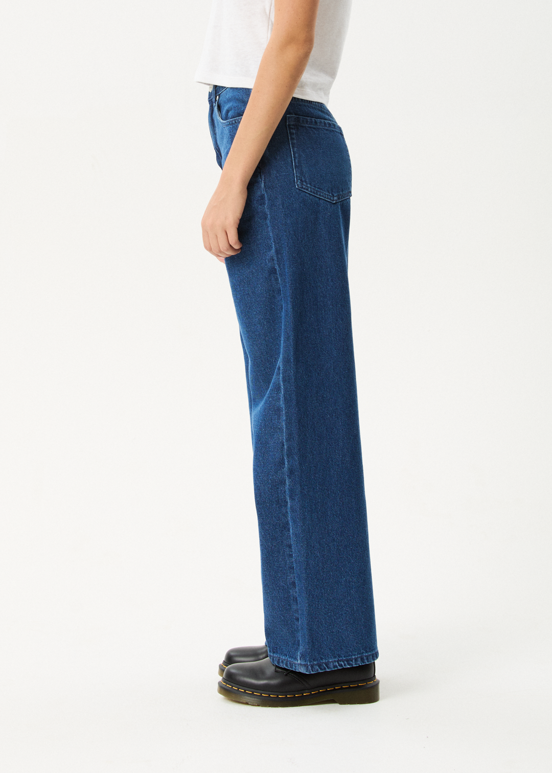 Afends Bella – Vida jeans med baggy passform i denim
