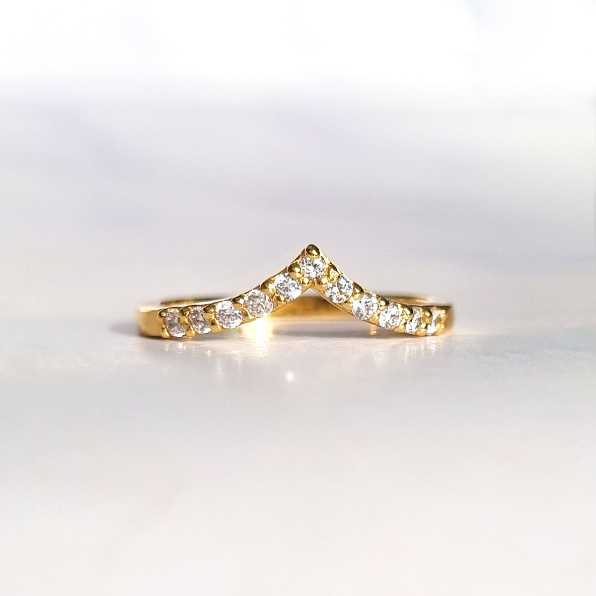 Anillo de eternidad curvado Wishbone en vermeil de oro de 18k
