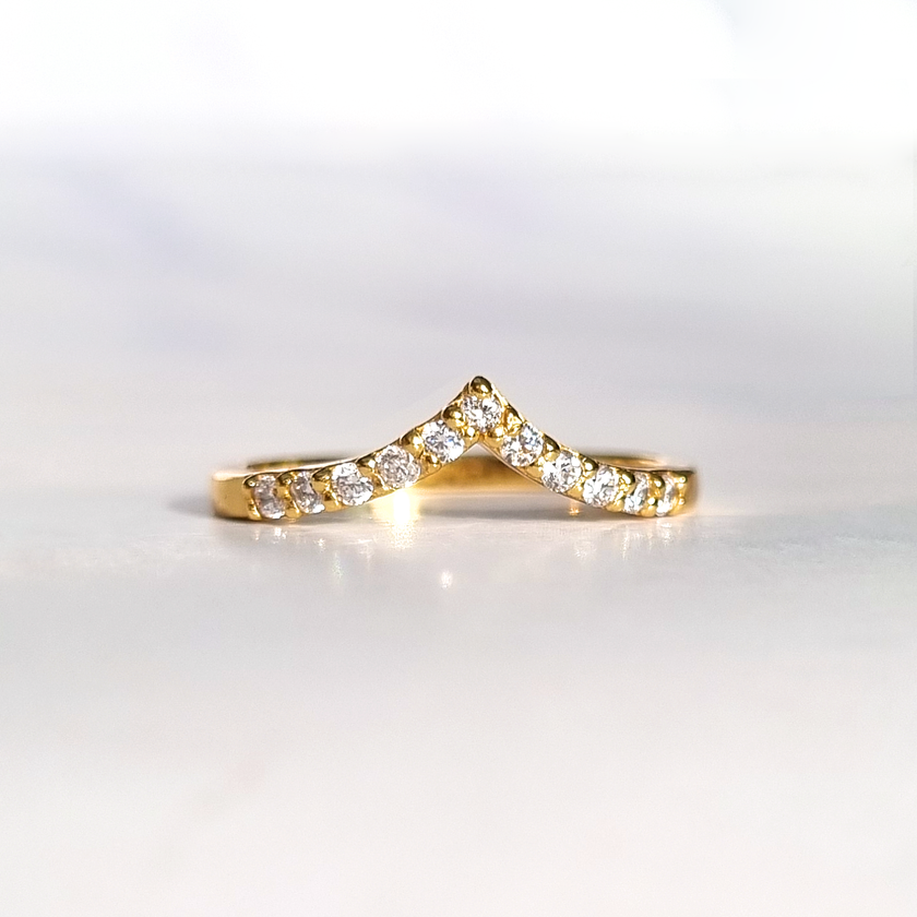 Anillo de eternidad curvado Wishbone en vermeil de oro de 18k