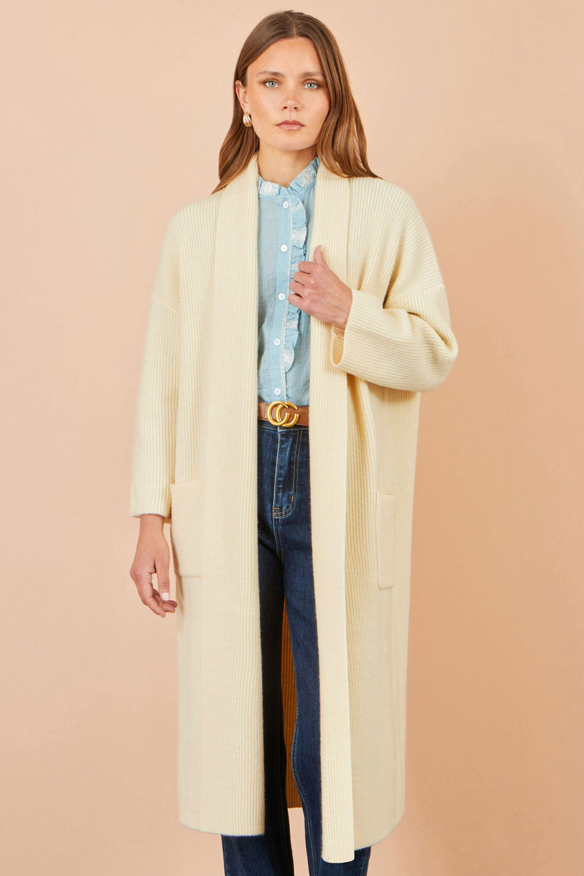 Yumi elfenbensfarvet strikket maxi-cardigan med lommer